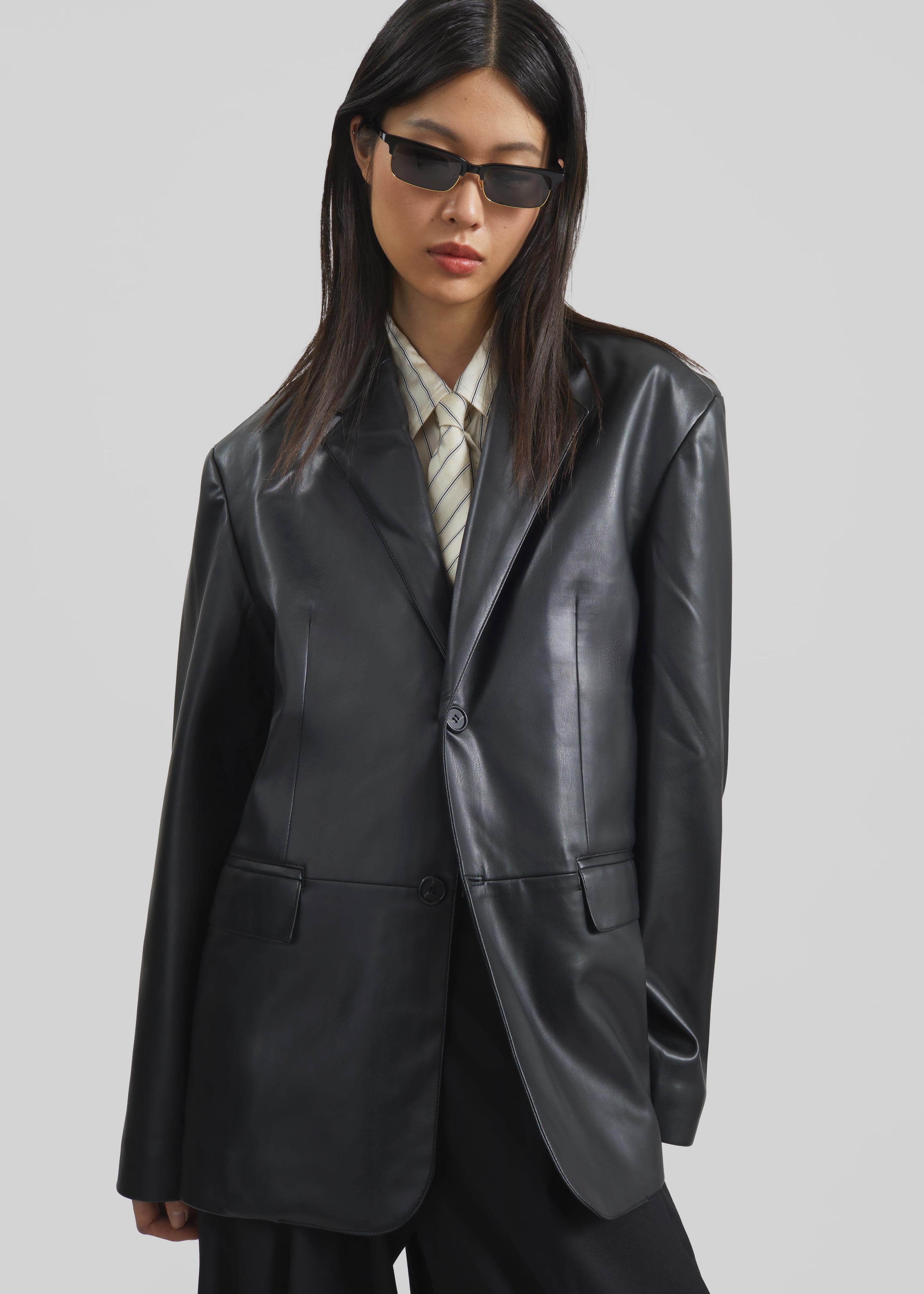Olympia Blazer - Black – The Frankie Shop Europe