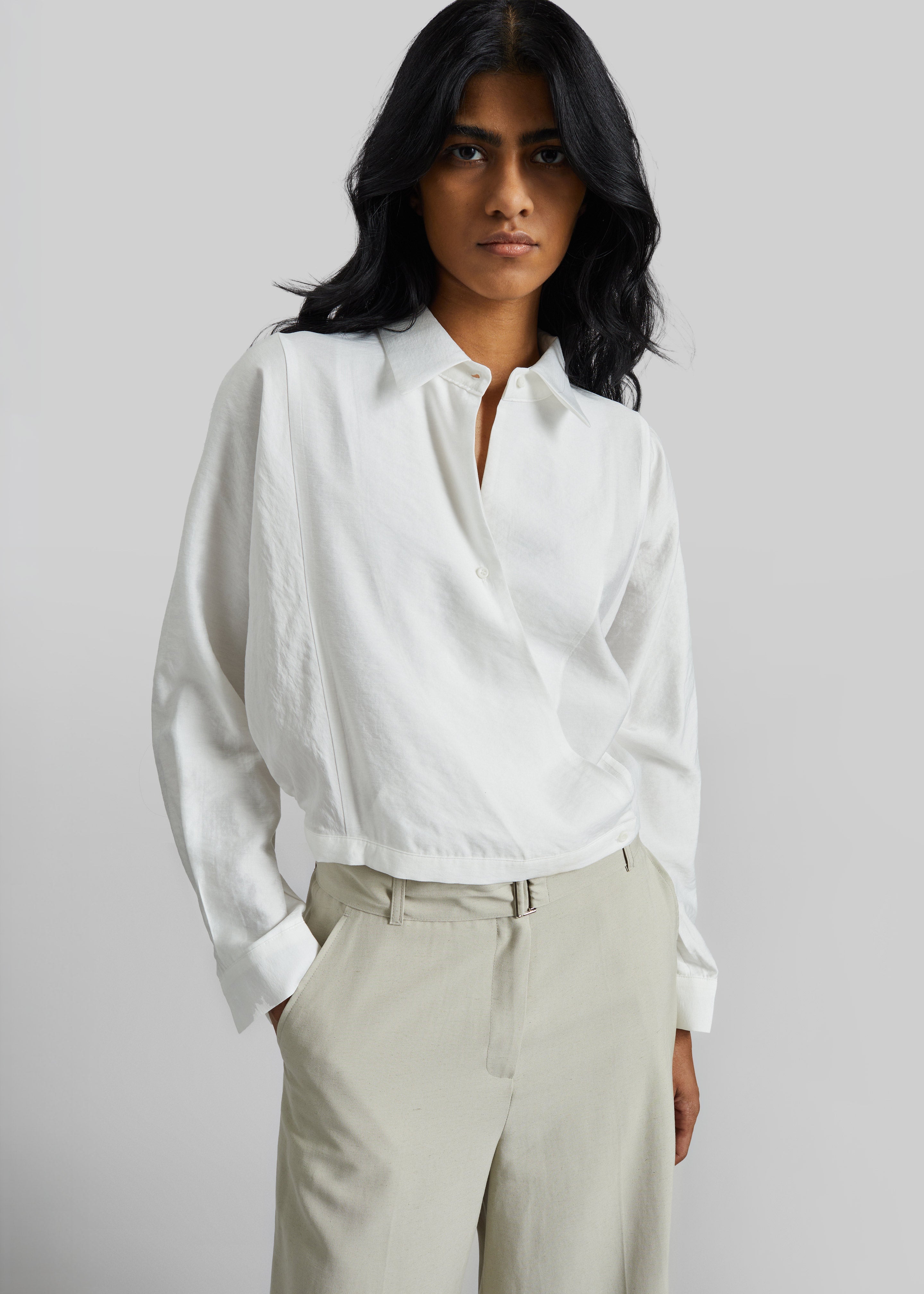 Orsel Cropped Crossover Shirt - White – The Frankie Shop Europe