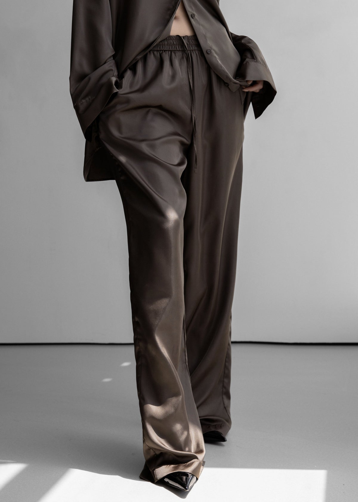 Oskel Satin Pants - Brown - 7