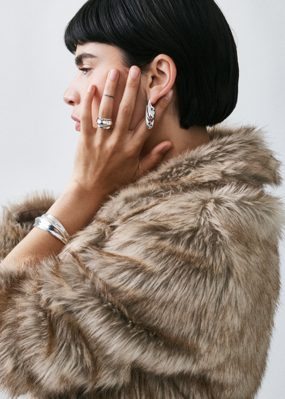 Otiumberg Statement Wave Earrings - Silver - 1