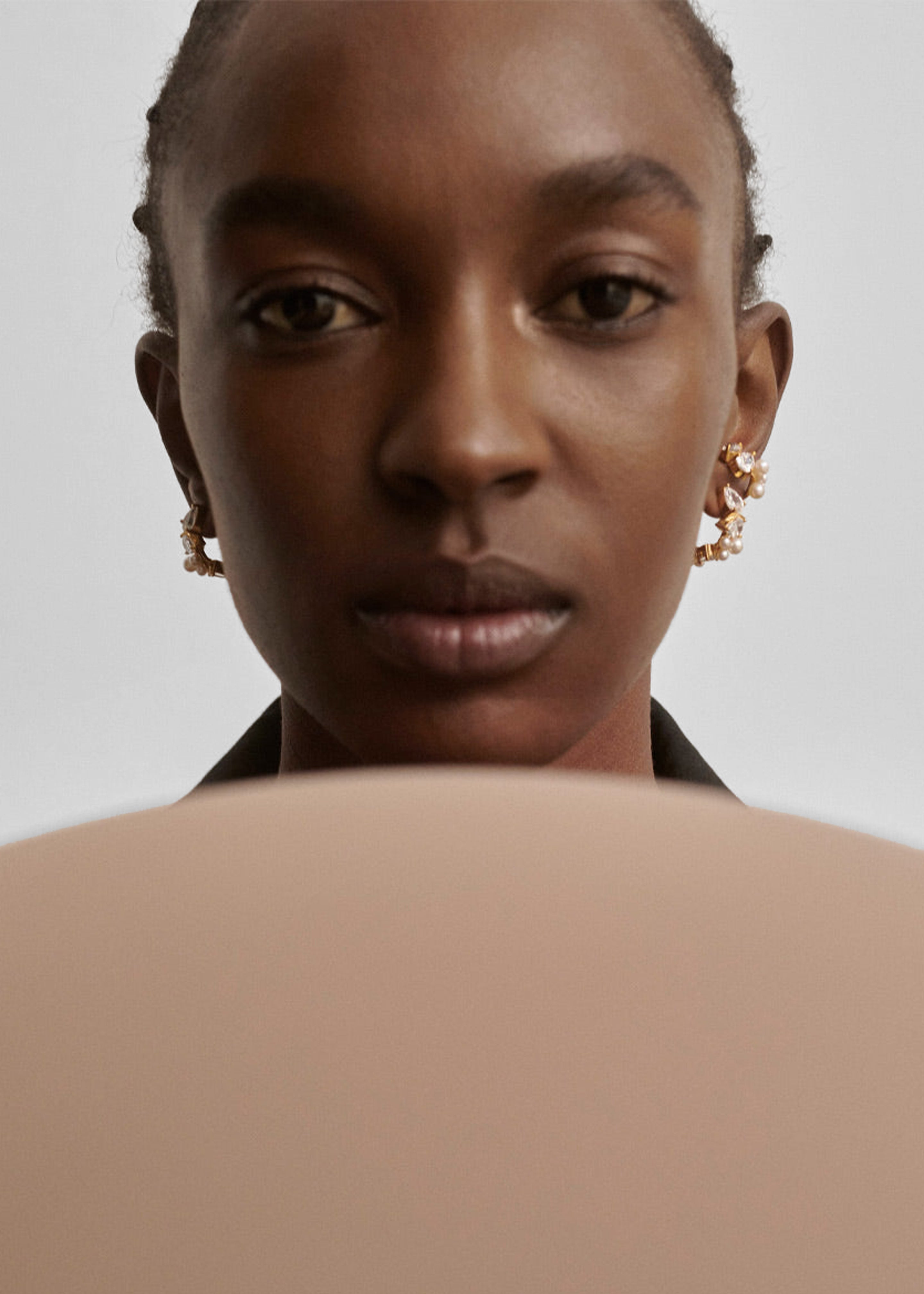 Completedworks Chasing Shadows Ear Cuff - Gold - 3