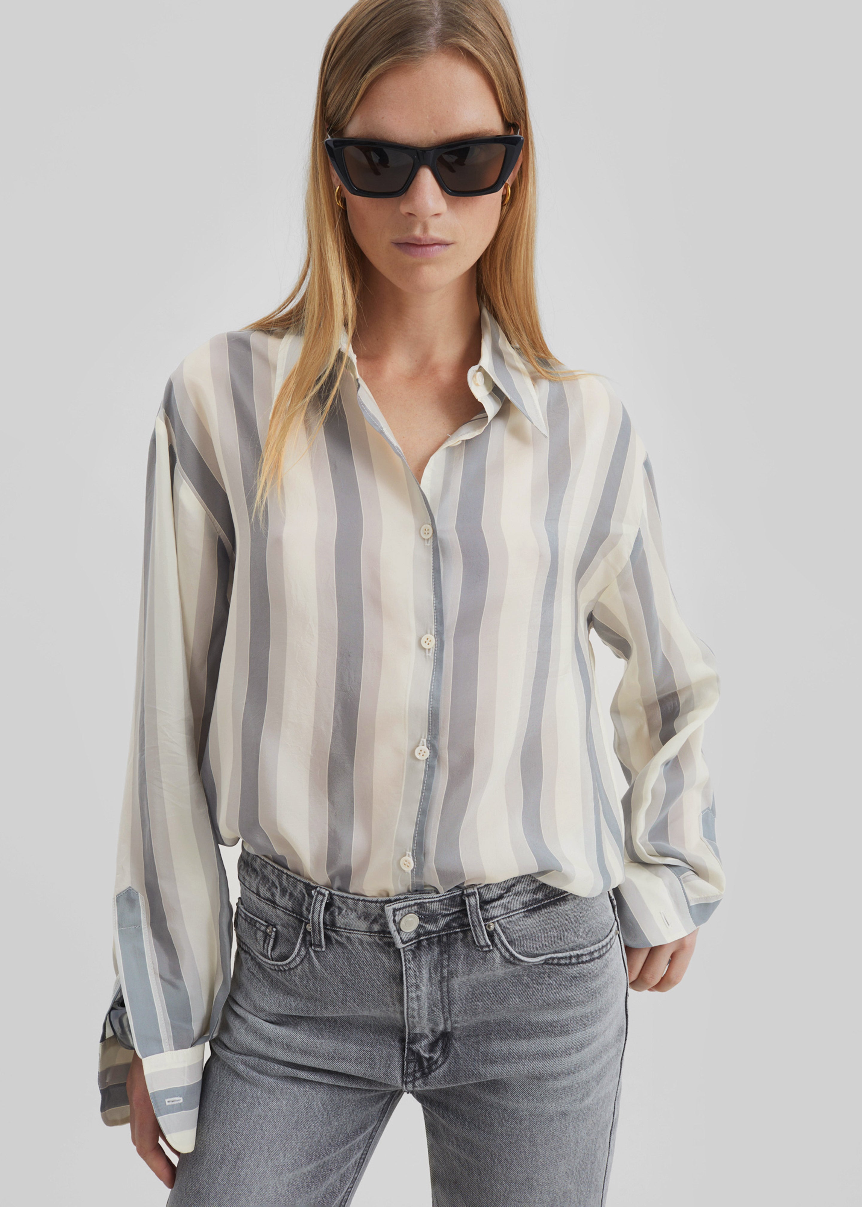 Peri Fluid Shirt - White/Grey Stripe - 10
