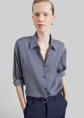Chemise Peri en soie - Rayures bleu marine/blanc