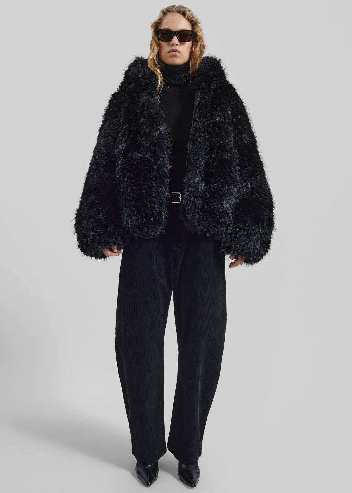 Pieces Uniques Le Sailor Faux Fur Sweatshirt - Black - 4