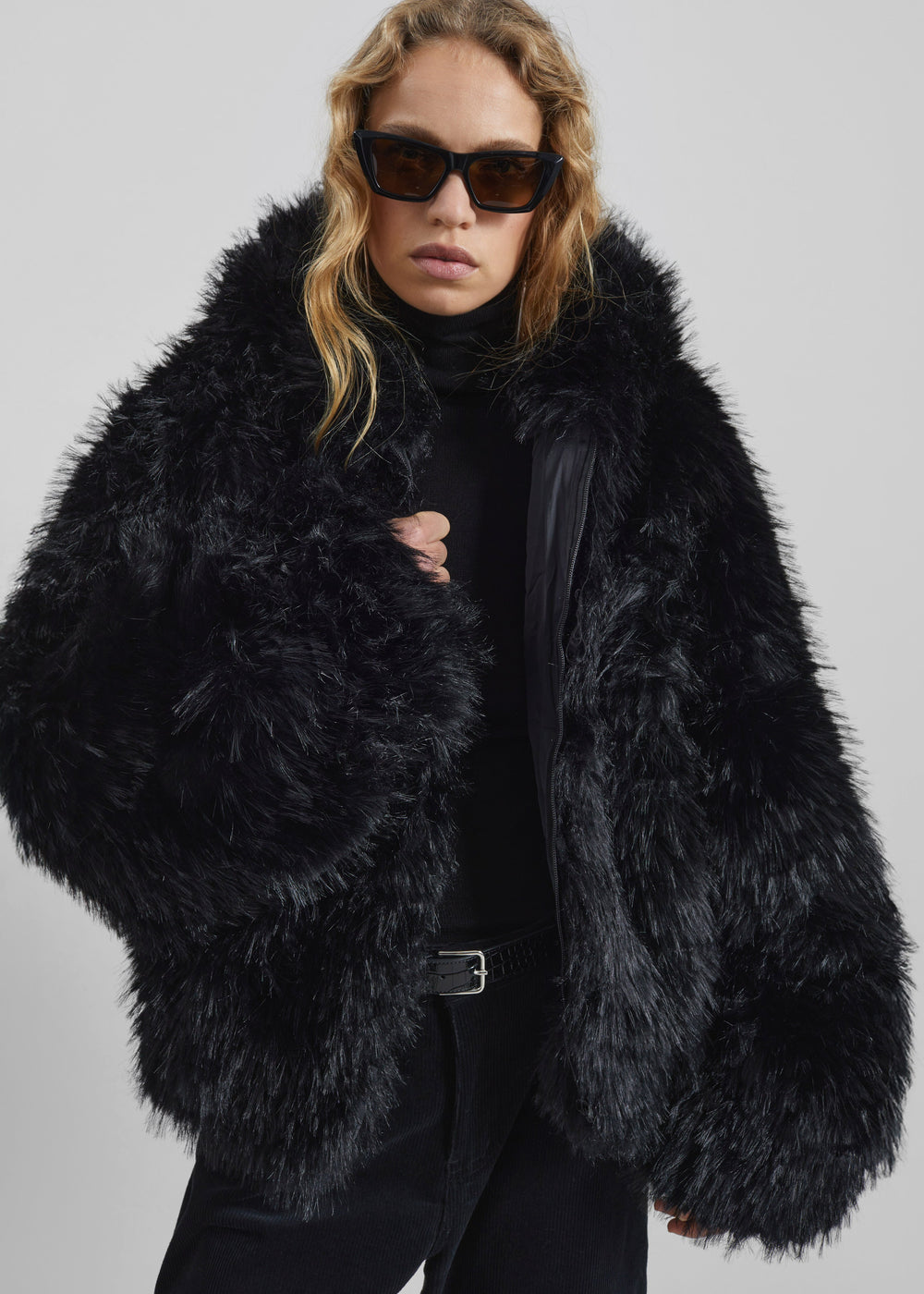 Pieces Uniques Le Sailor Faux Fur Sweatshirt - Black - 1