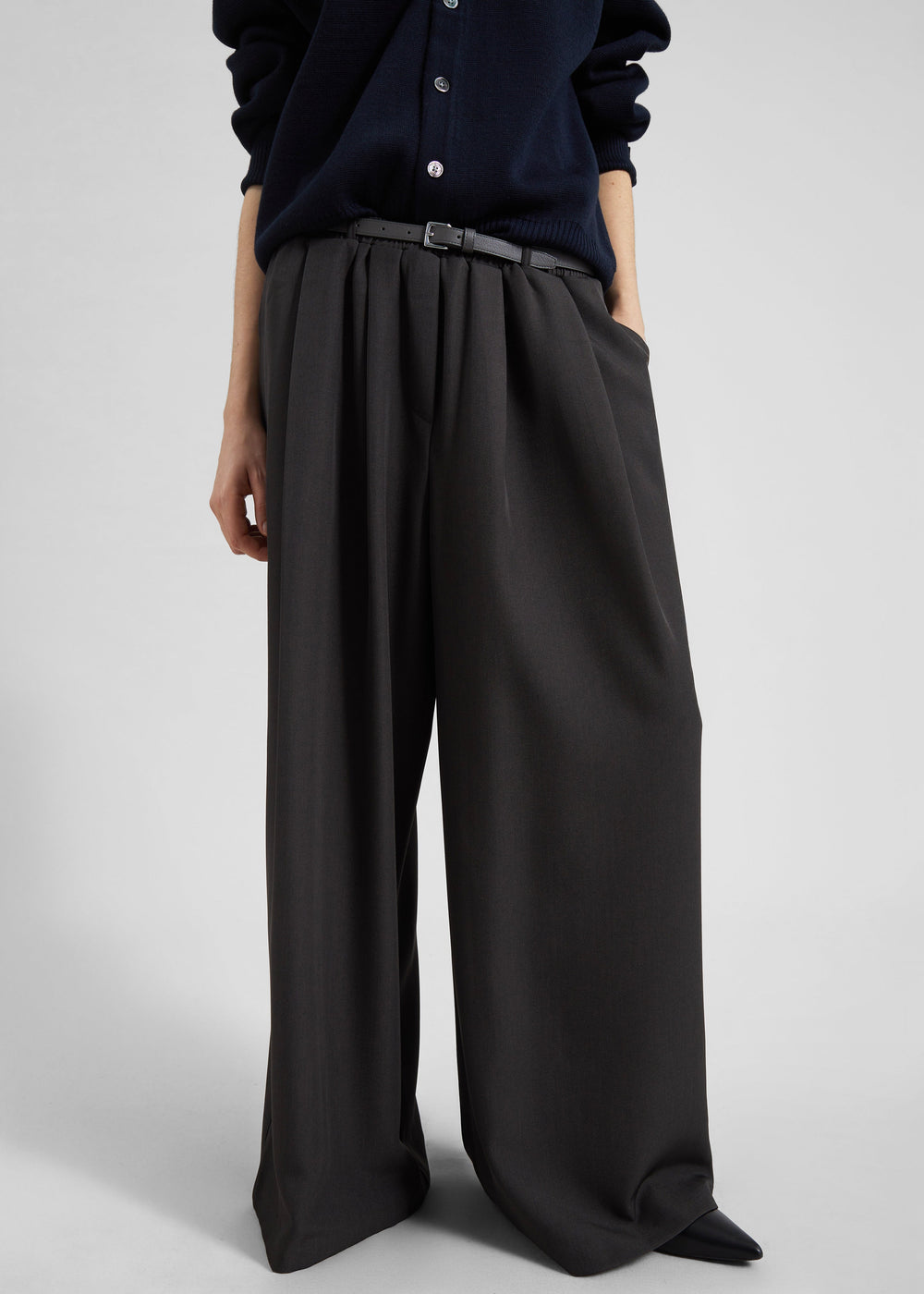 Ramsen Pleated Wide Trousers - Charcoal - 1