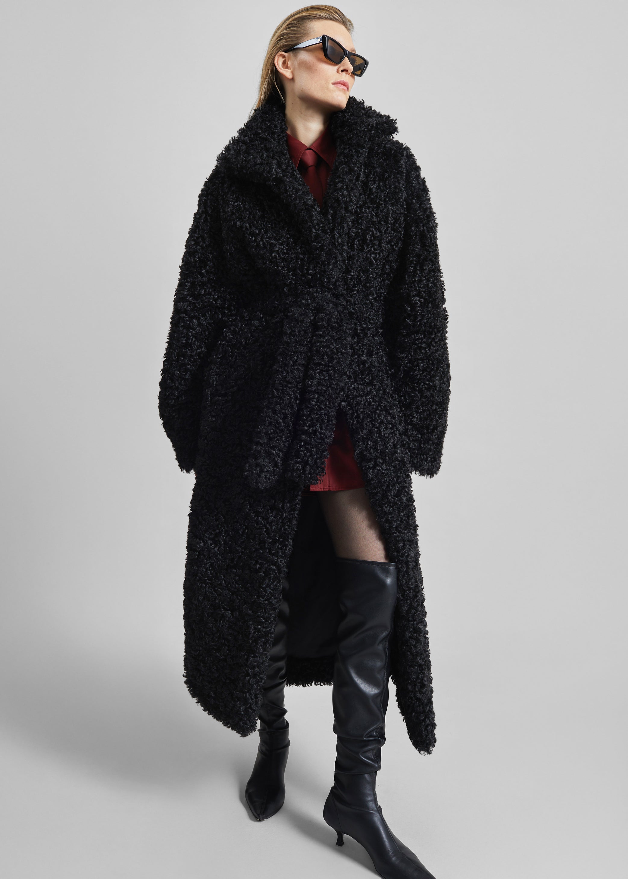 Shop the look image for Manteau peignoir Ravello en fausse peau lainée - Noir