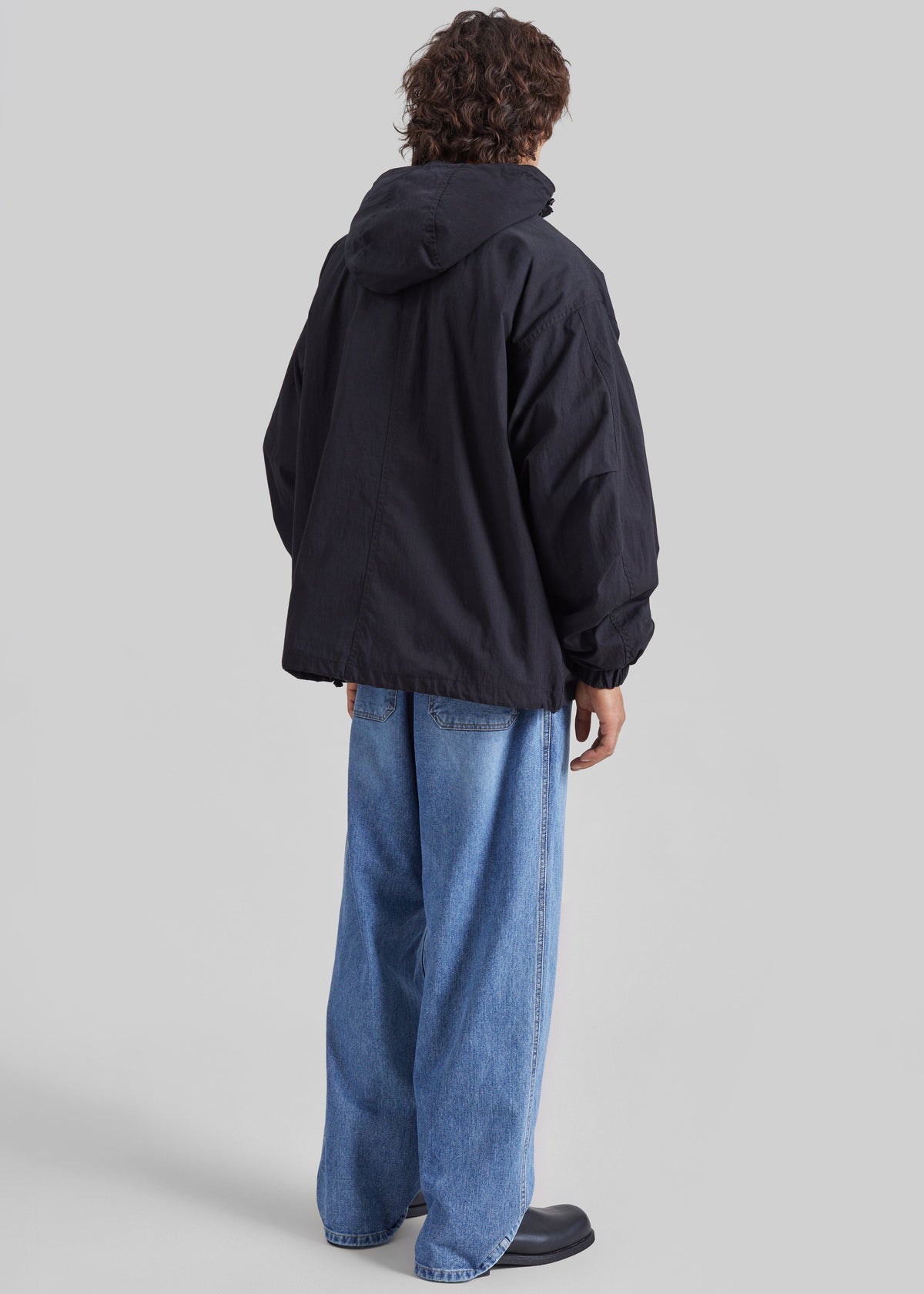 Renot Windbreaker Jacket - Black