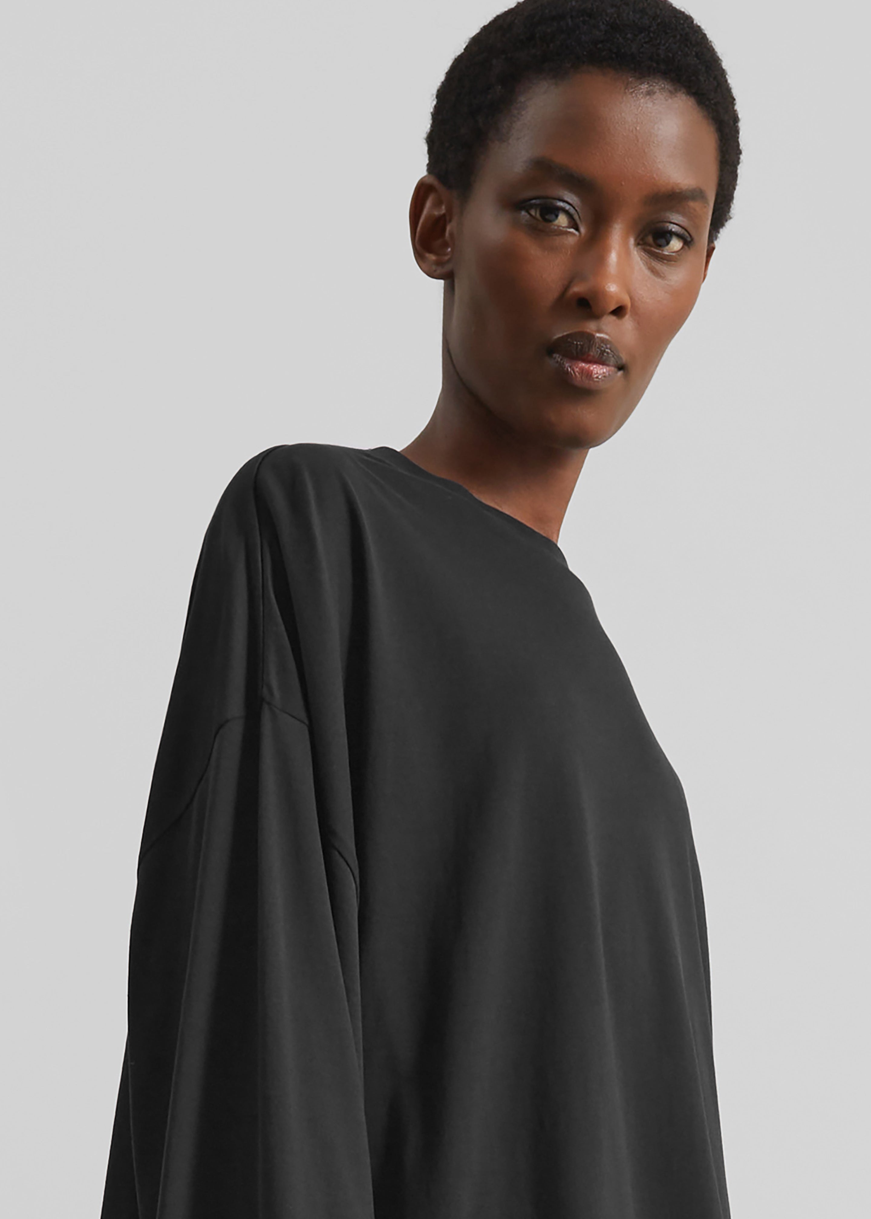 Rio Oversized Sleeve Tee - Black - 3