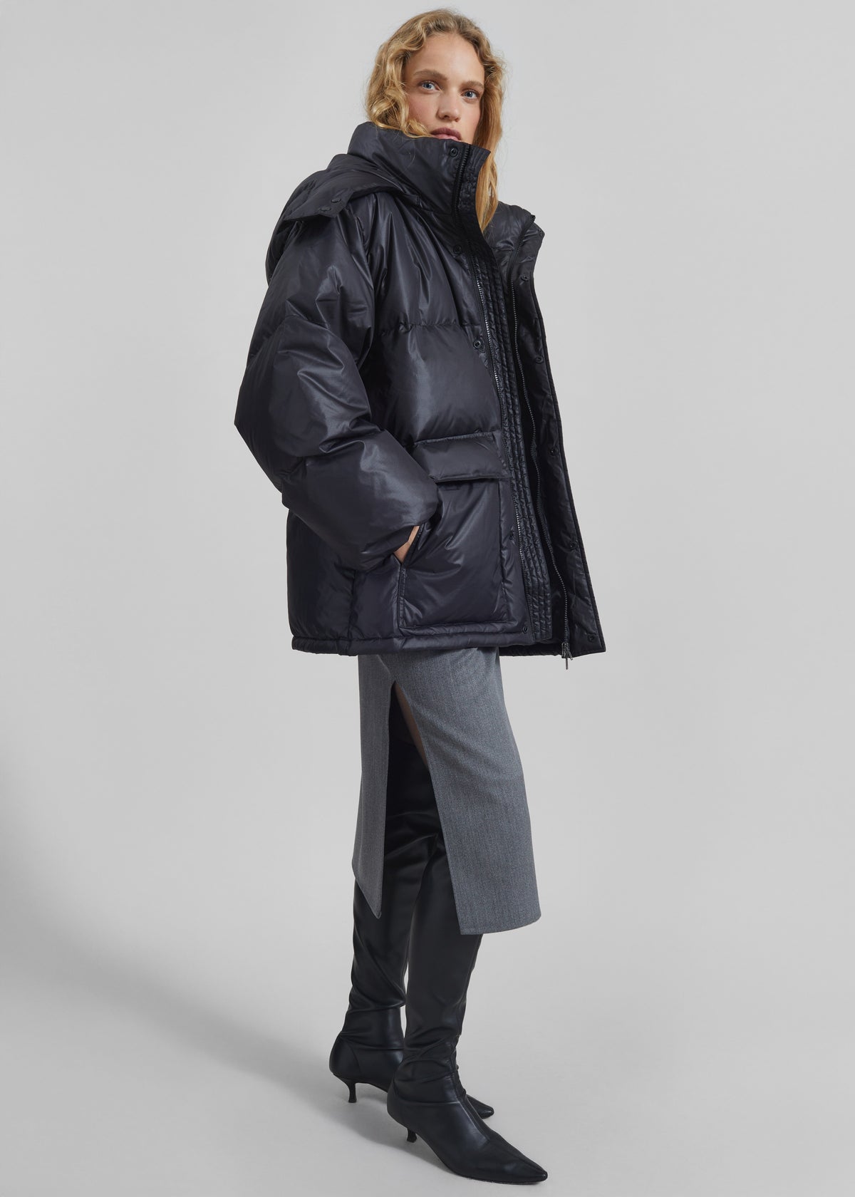 Riom Hooded Puffer Jacket - Black - 4