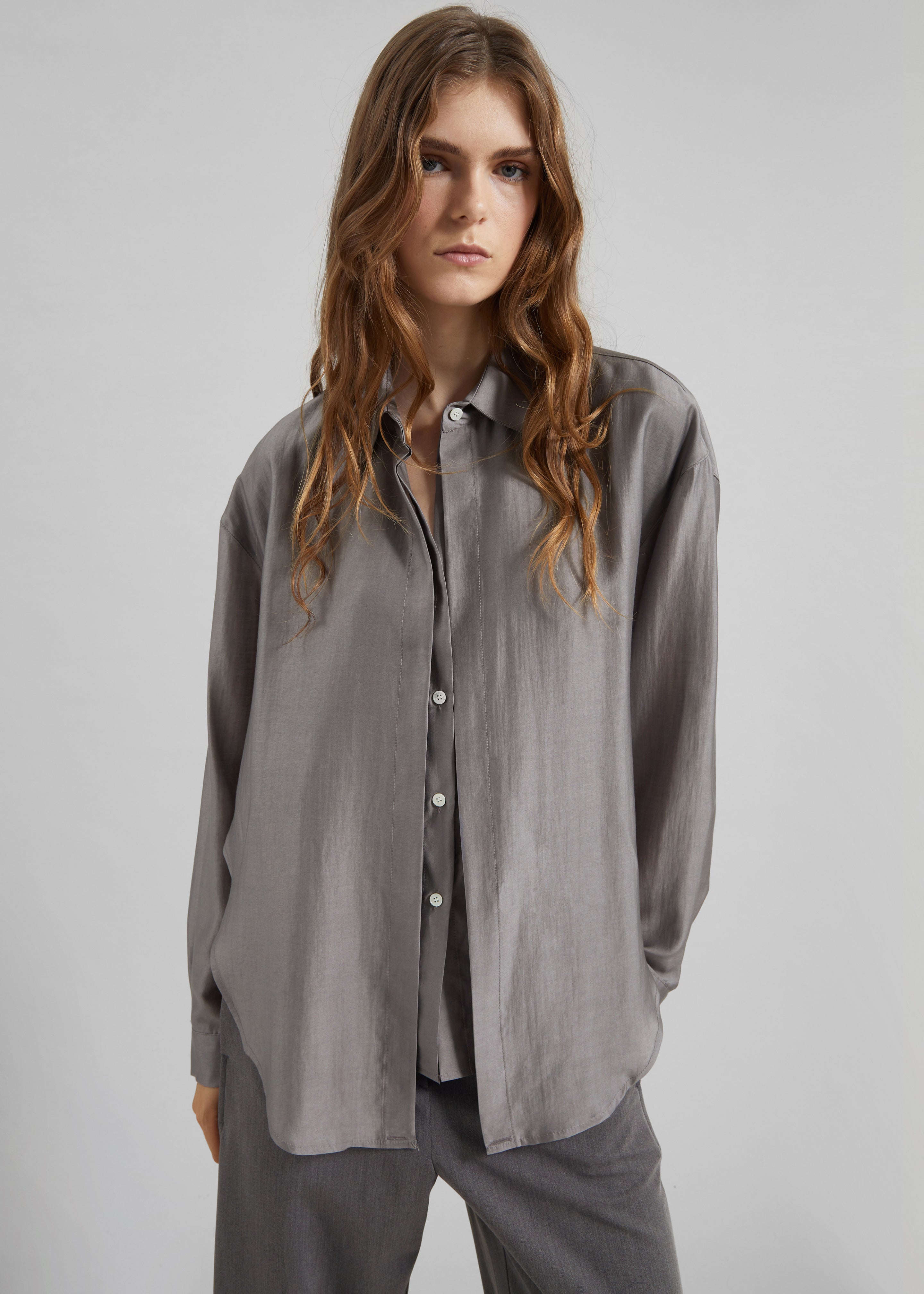 Roanne Fluid Double Shirt - Steel Grey – The Frankie Shop Europe