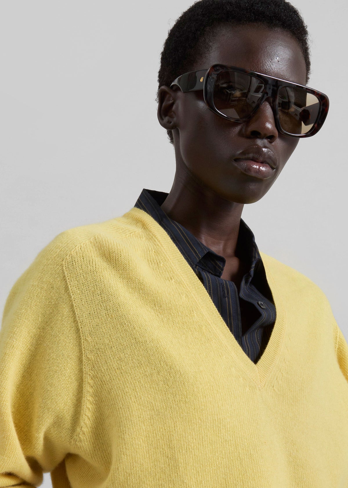 Ronse V-Neck Wool Sweater - Yellow - 3