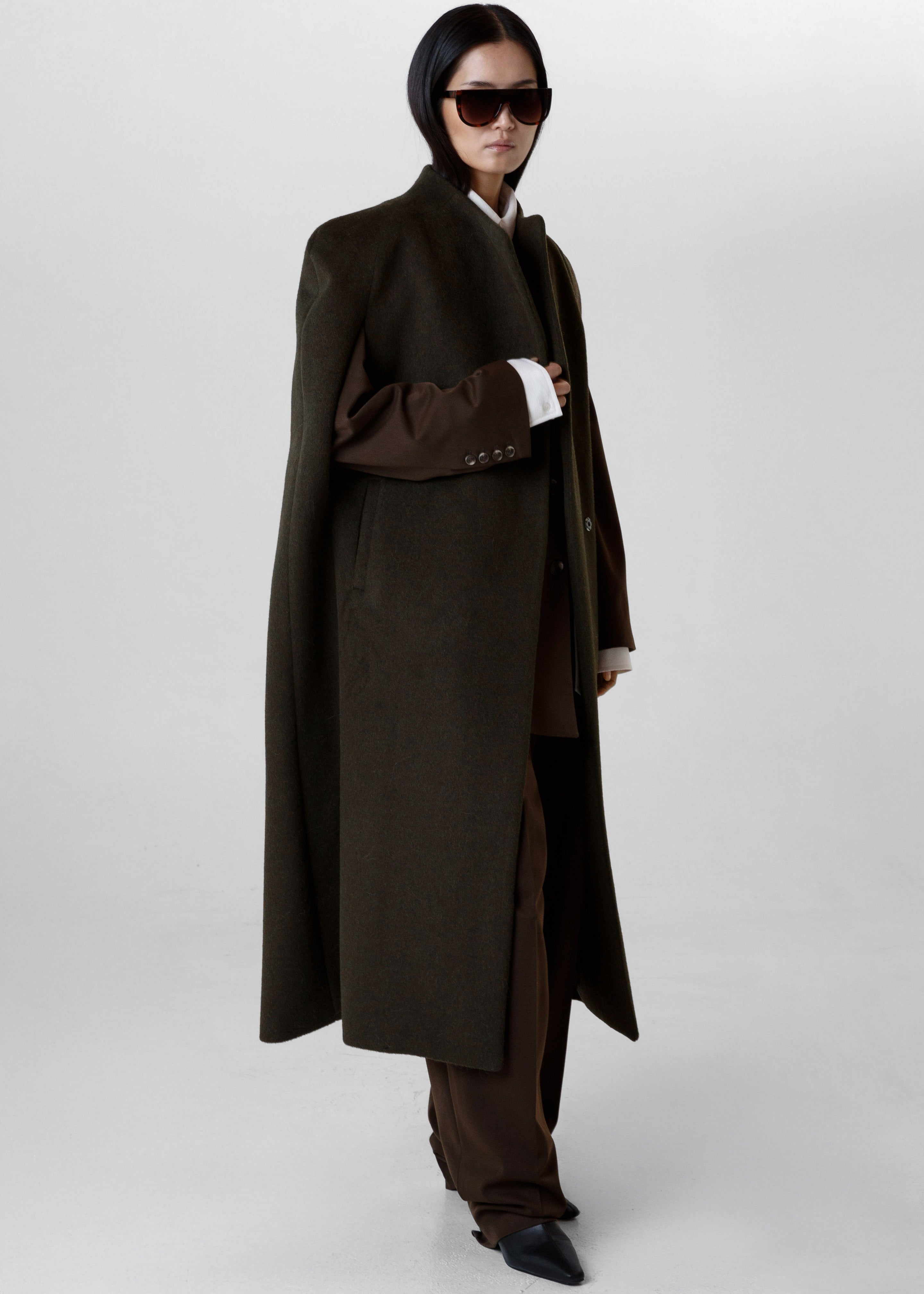 Roslev Cape Coat - Olive - 1