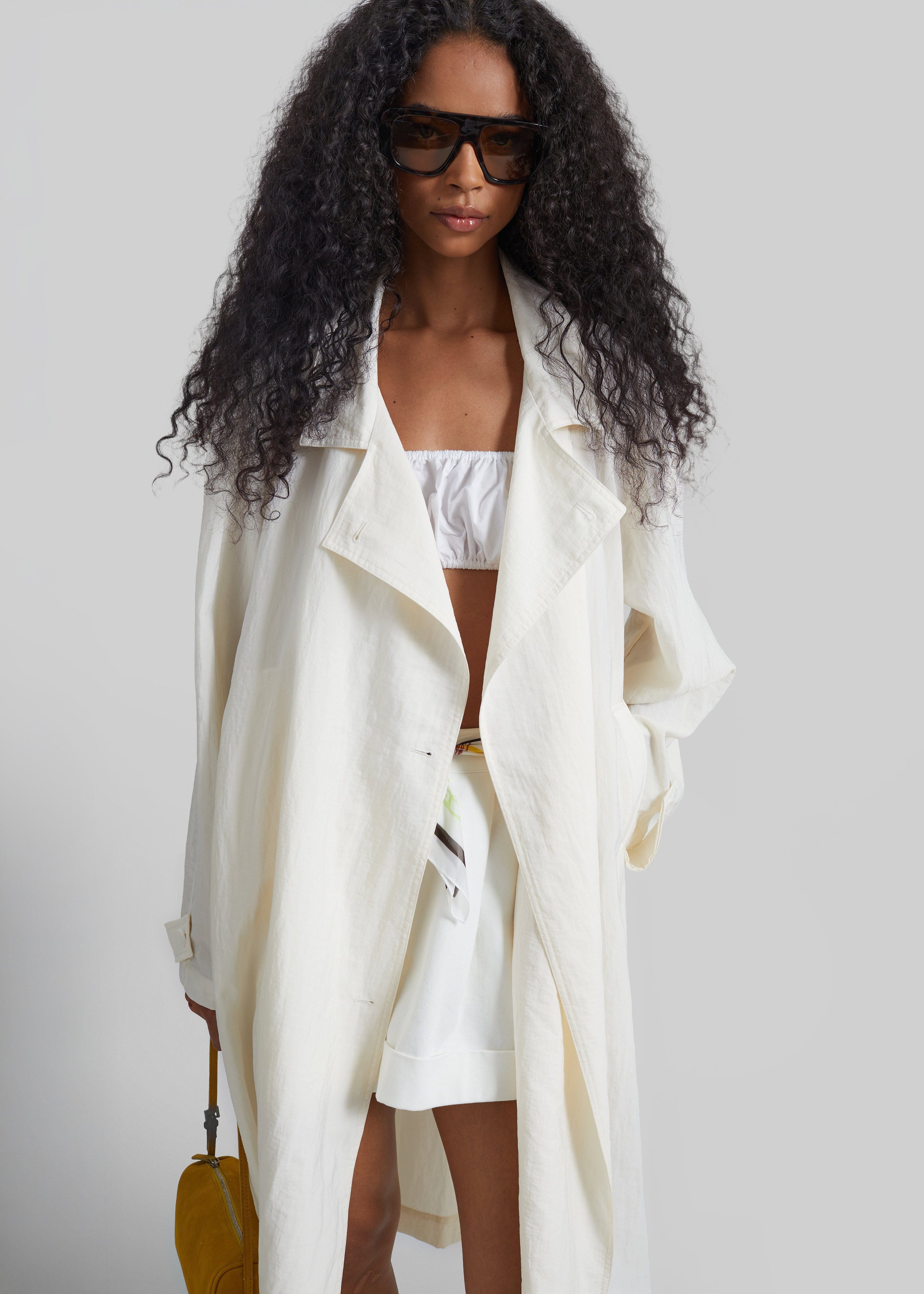 新品★ 4WAY SHEER DOCKING TRENCH Rosora Sheer Fluid Trench Coat - Cream – The Frankie Shop Europe