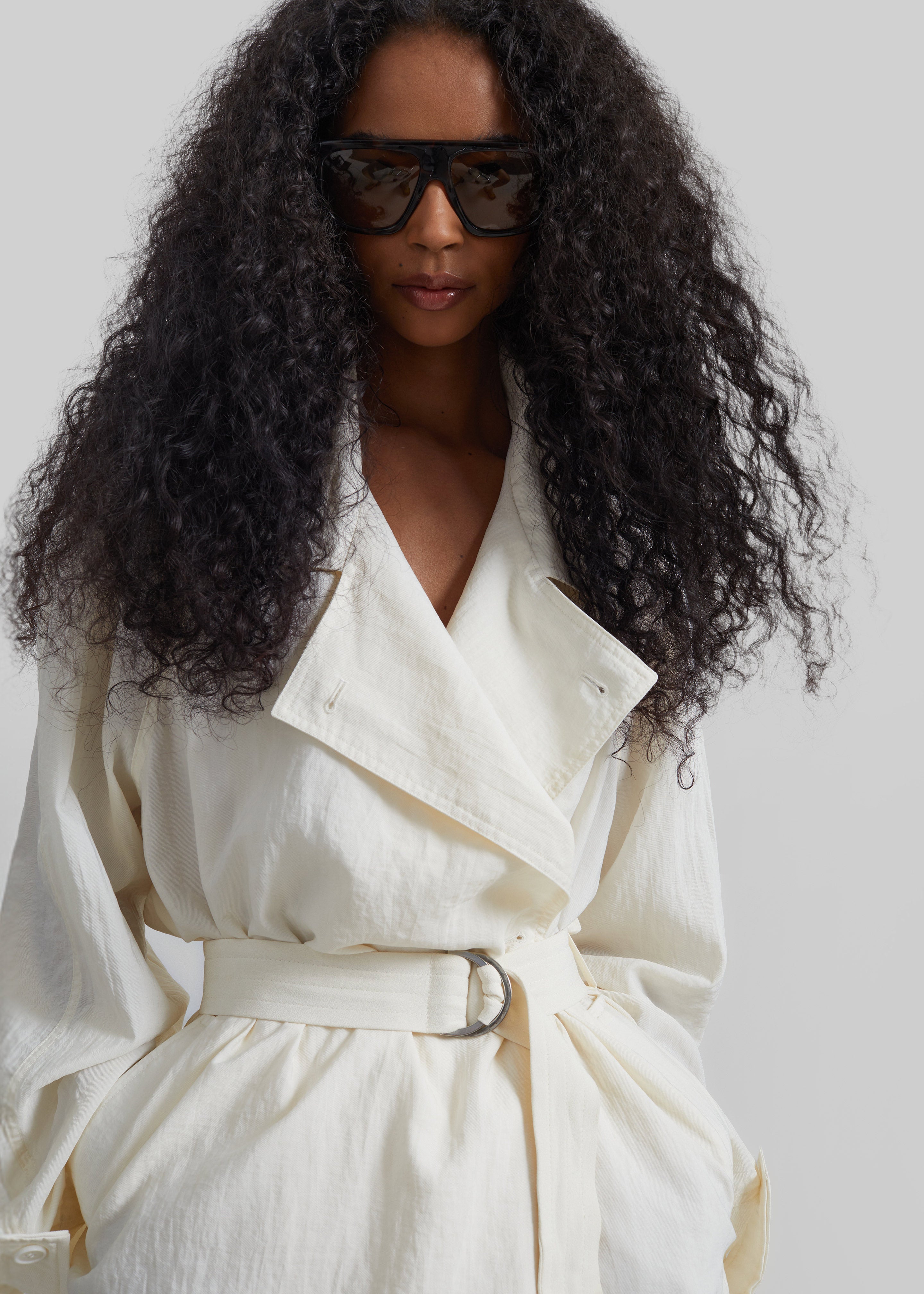 Rosora Sheer Fluid Trench Coat - Cream - 4