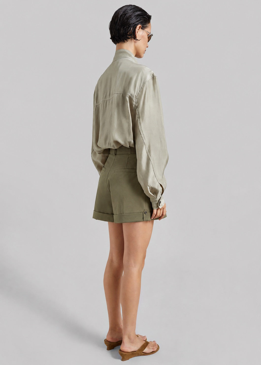 Rozane Adjustable Cuff Shorts - Olive - 5
