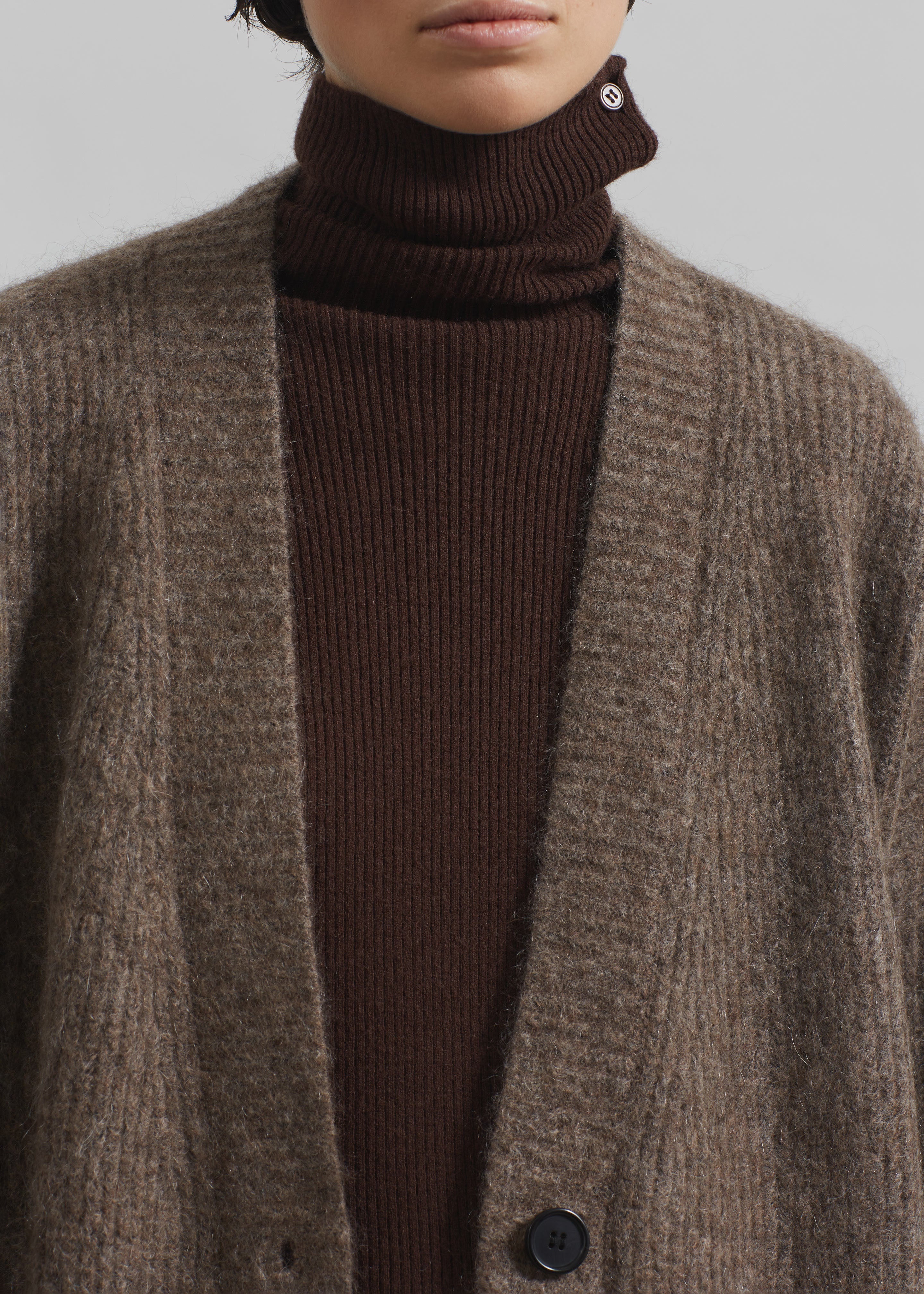 URU（ウル）の「URU / ウル：WOOL MOHAIR - LONG CARDIGAN
