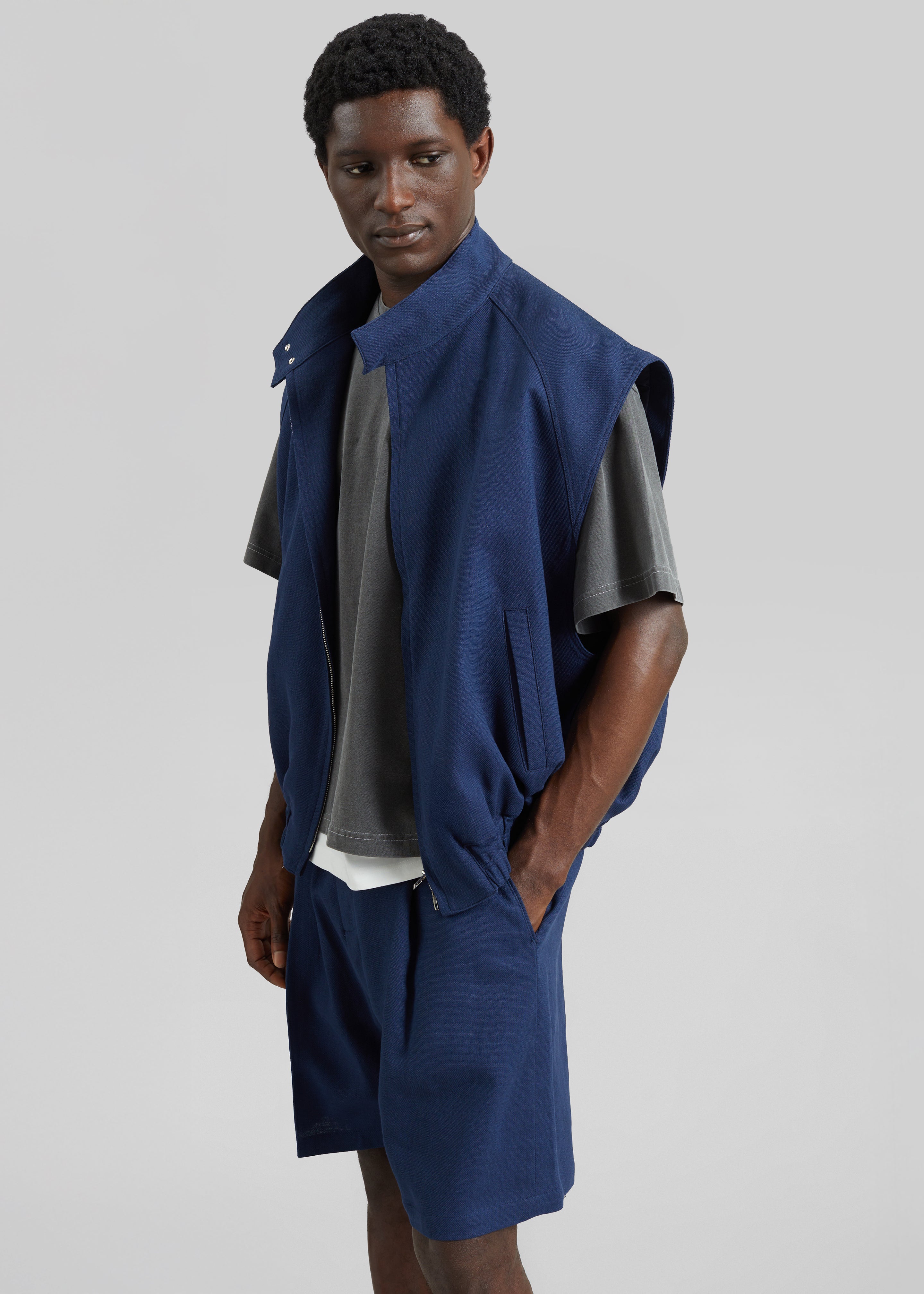 Sagres Linen Bermuda Shorts - Navy - 7
