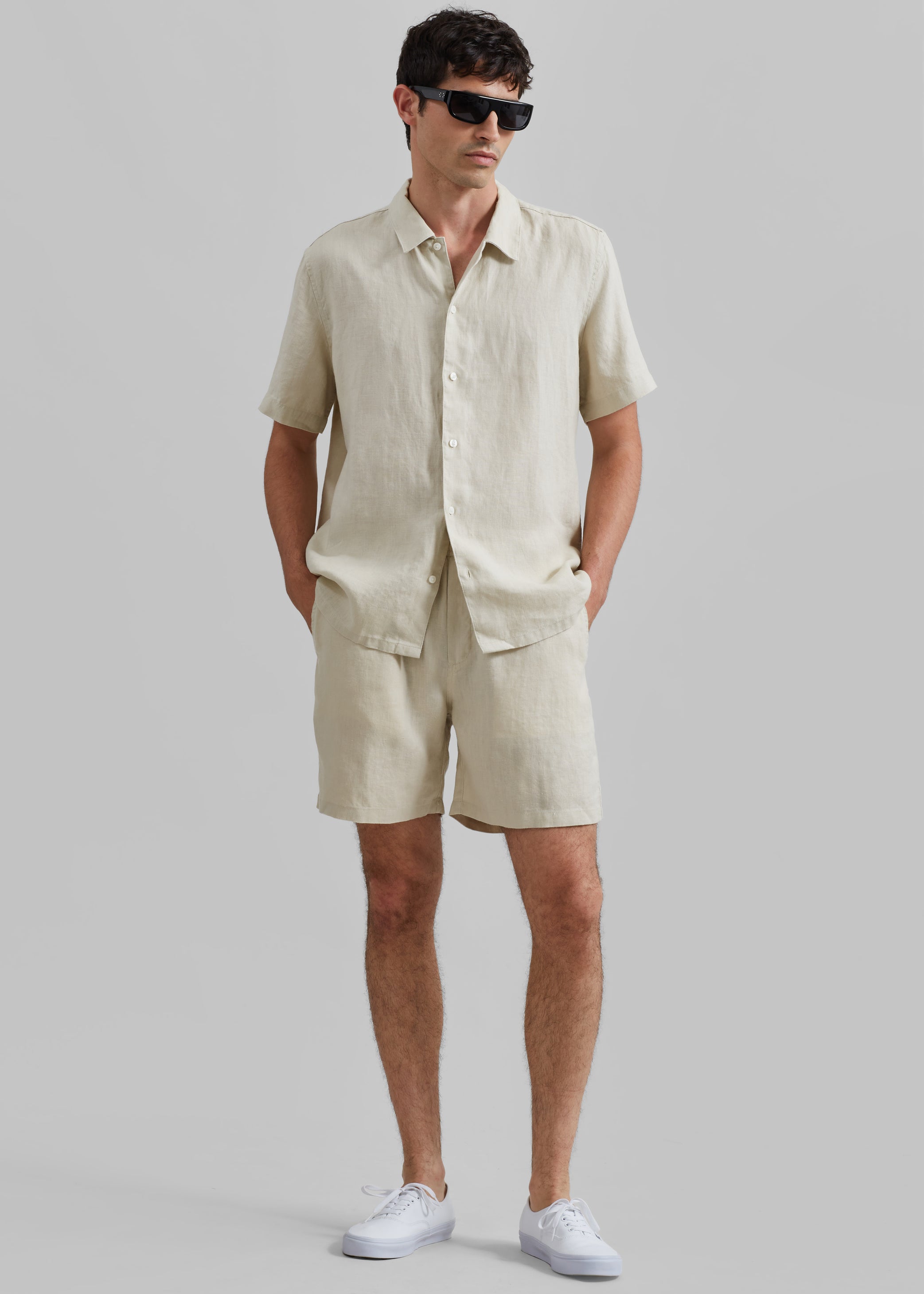 Shop the look image for Samsøe Samsøe Sajabari Shorts - Castle Wall