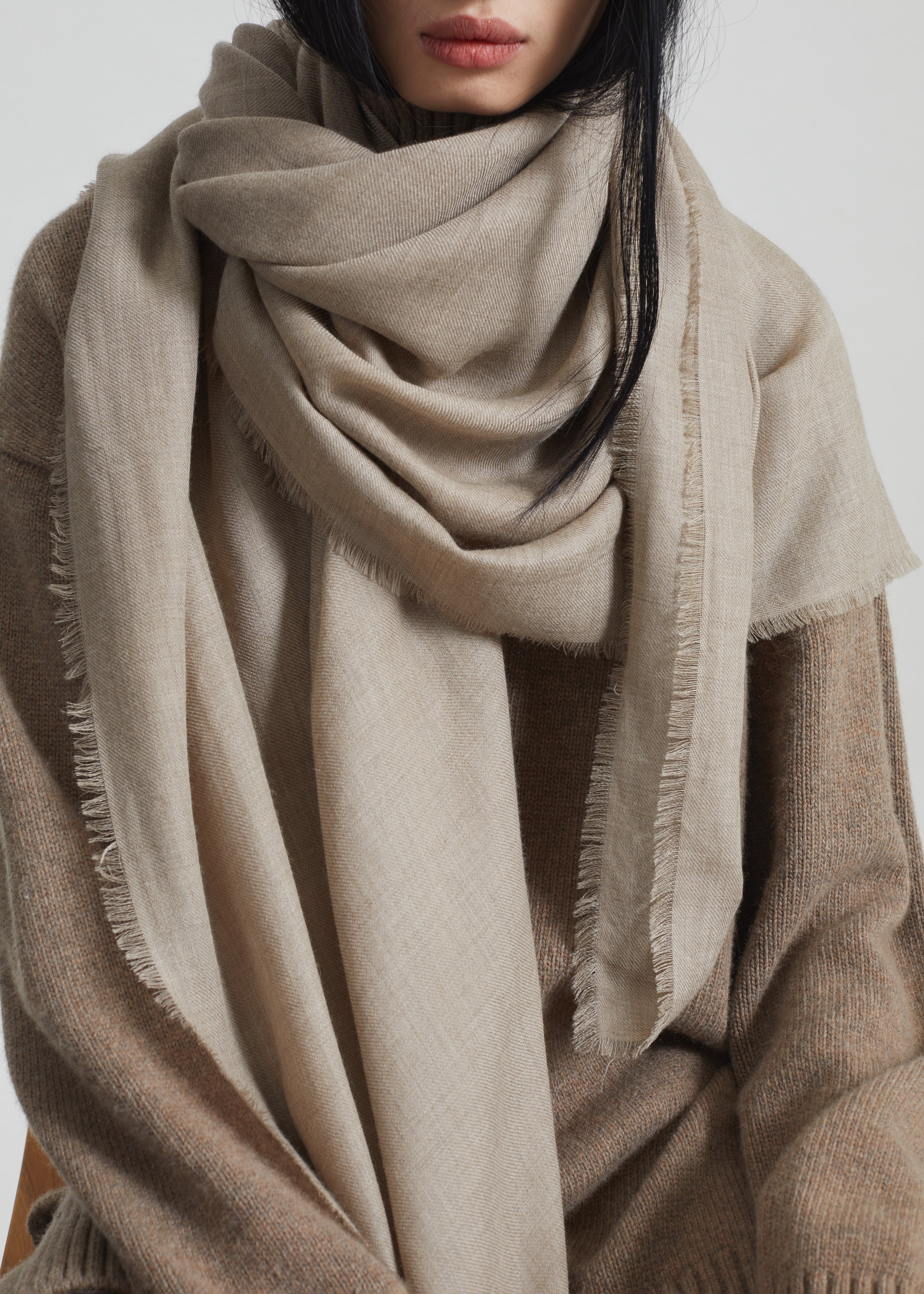 プライ　Cashmere Double Wrap Snood【taupe】 Sanova Cashmere Twill Scarf - Taupe – The Frankie Shop Europe