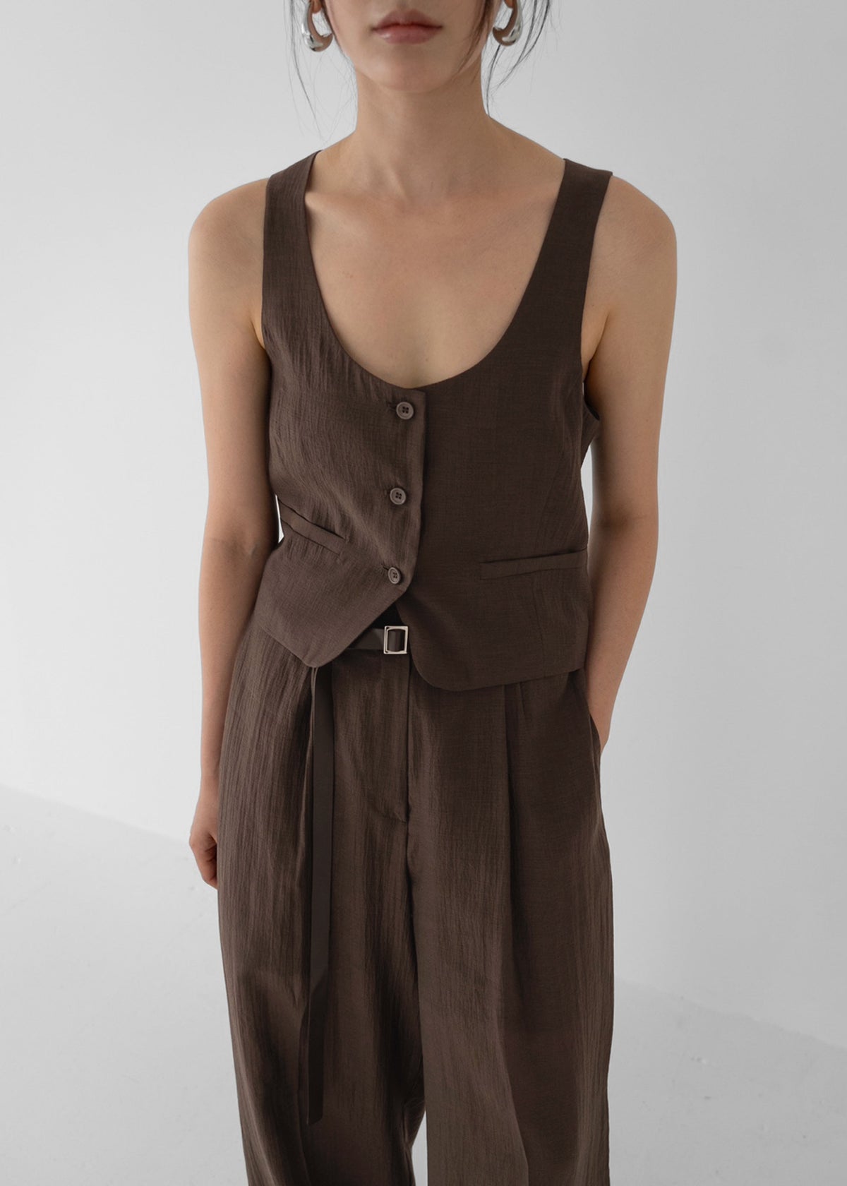 Selene Vest - Chocolate - 16