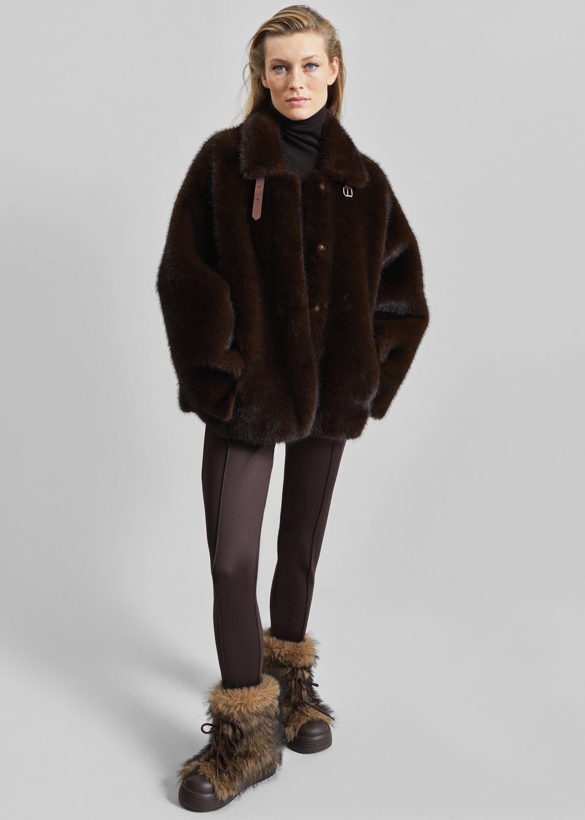 Veste Senja en fausse fourrure - Marron foncé - 4
