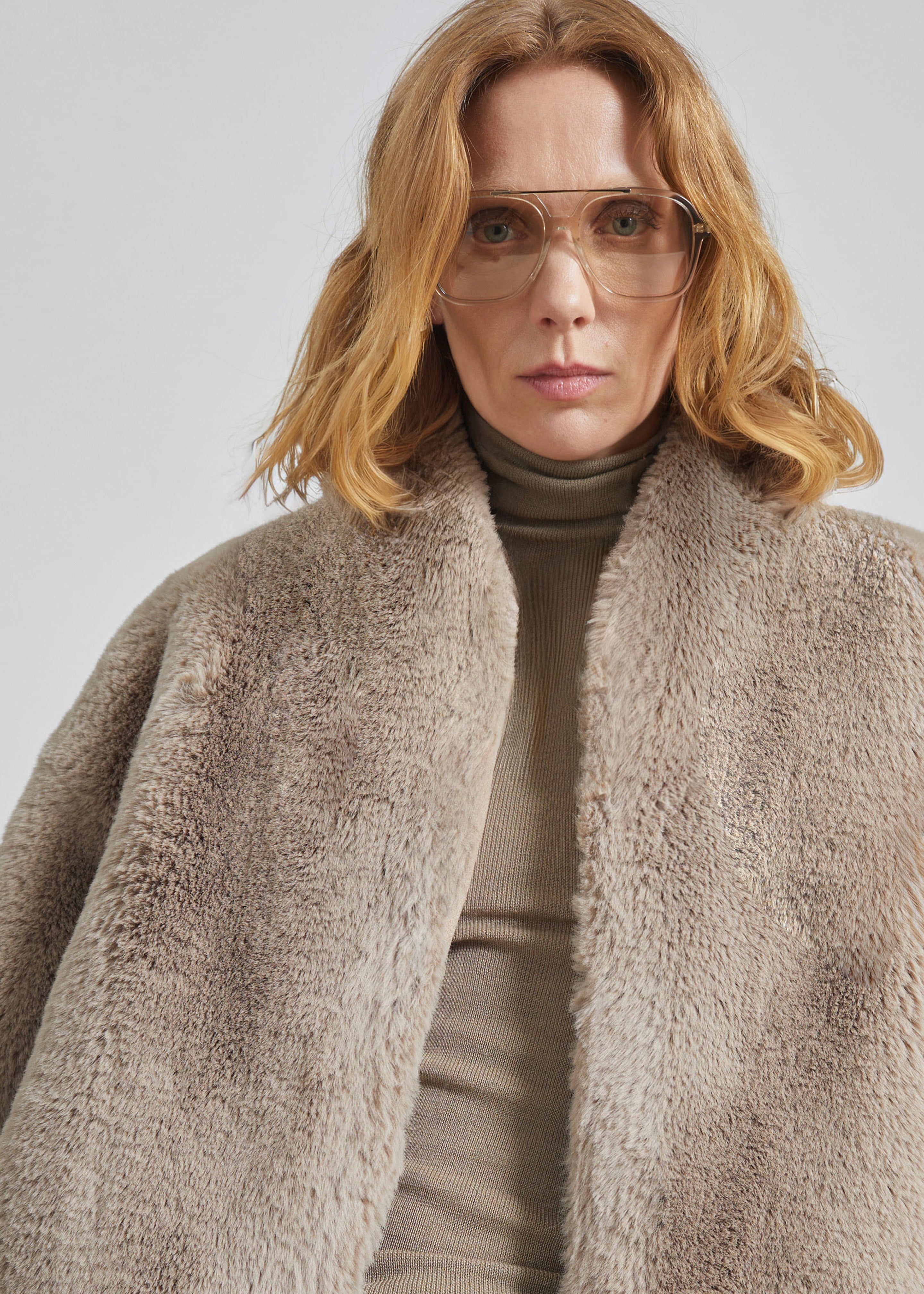 Veste Senna en fausse fourrure sans col - Taupe clair - 4
