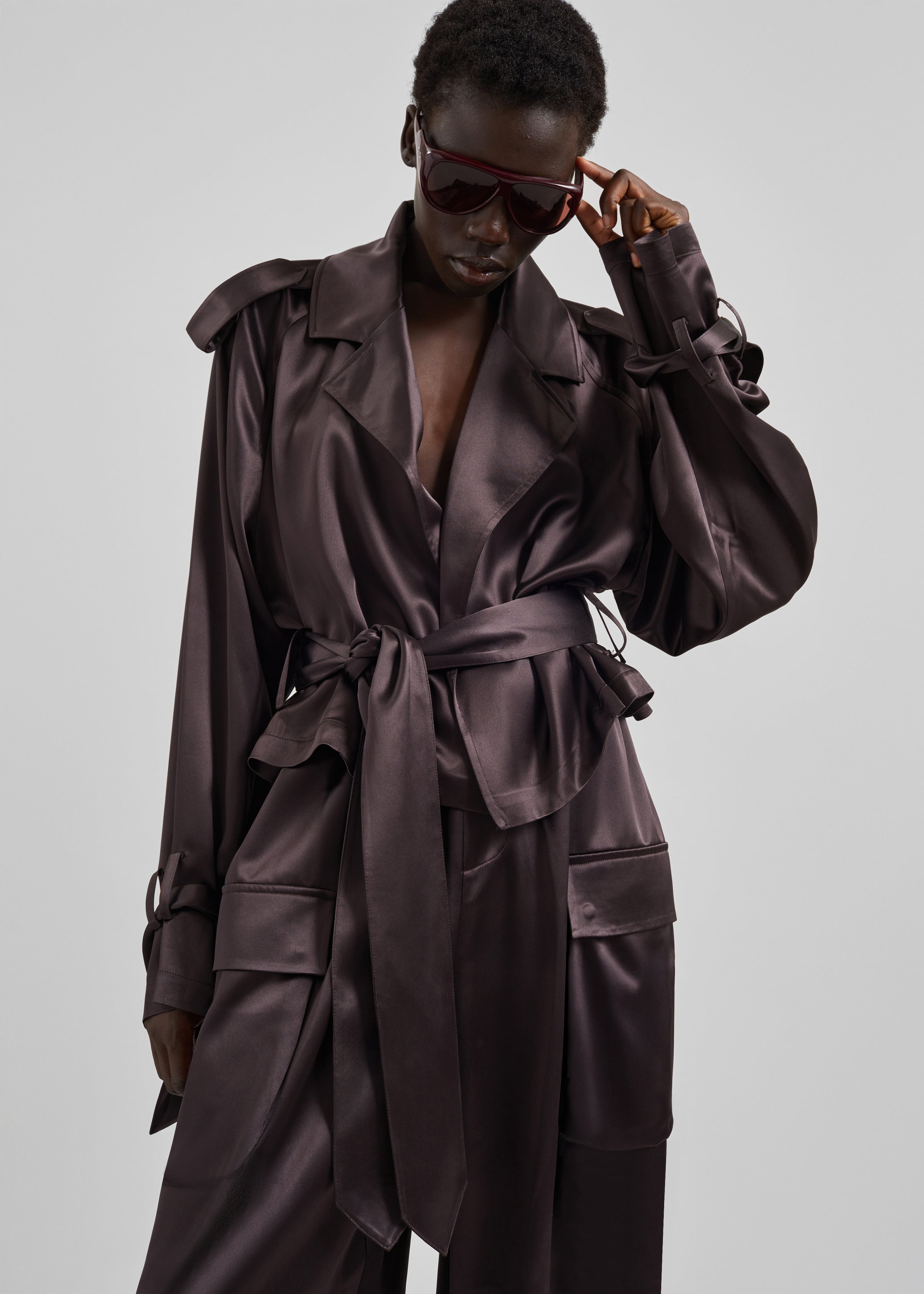 Simona Satin Short Trench - Dark Brown – The Frankie Shop Europe