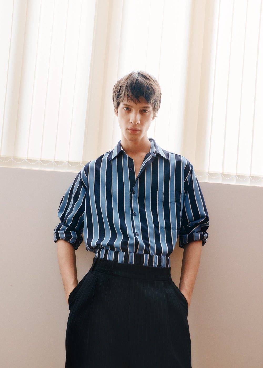 Sinclair Neck Tie Shirt - Navy Stripe