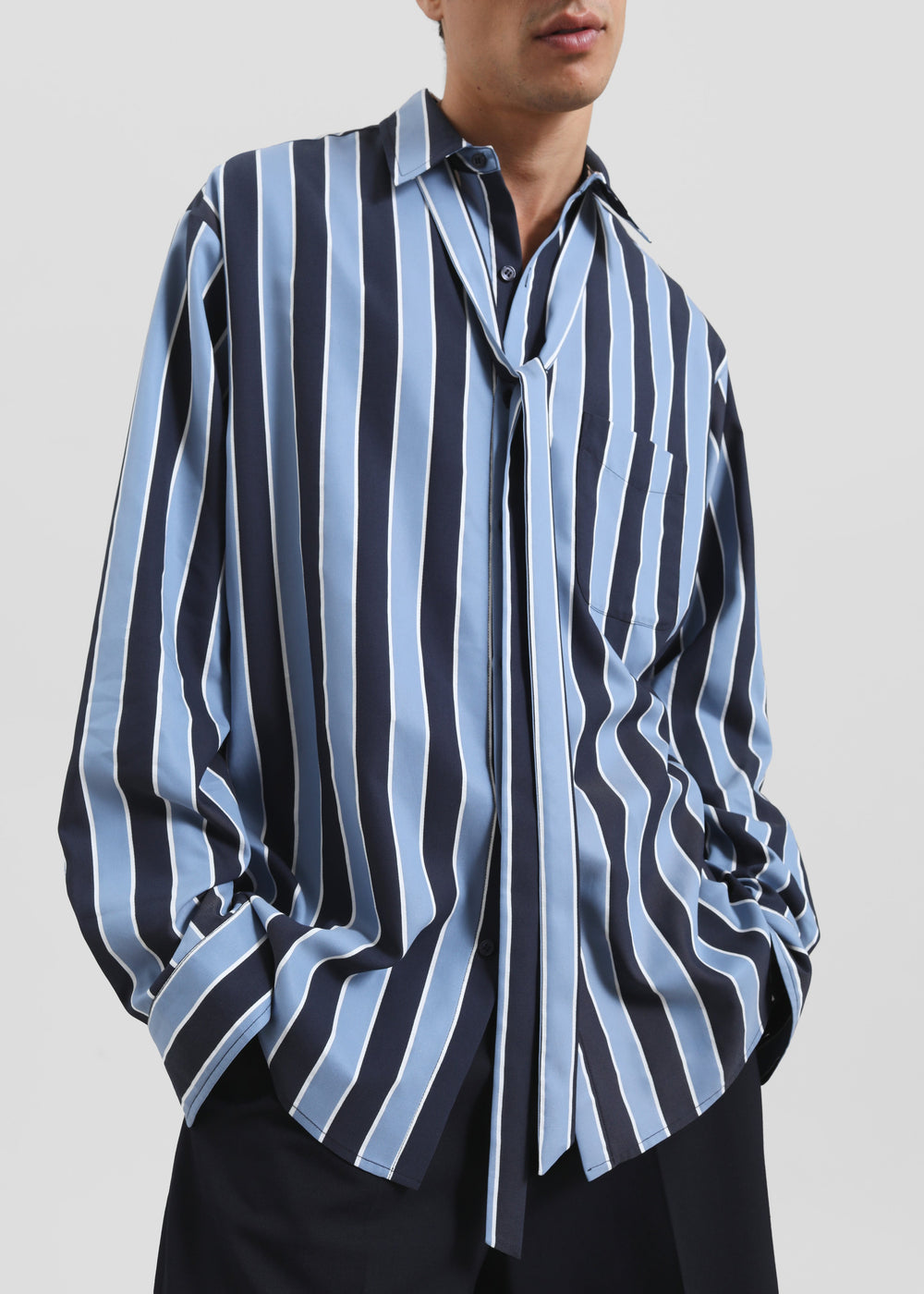 Sinclair Neck Tie Shirt - Navy Stripe - 1
