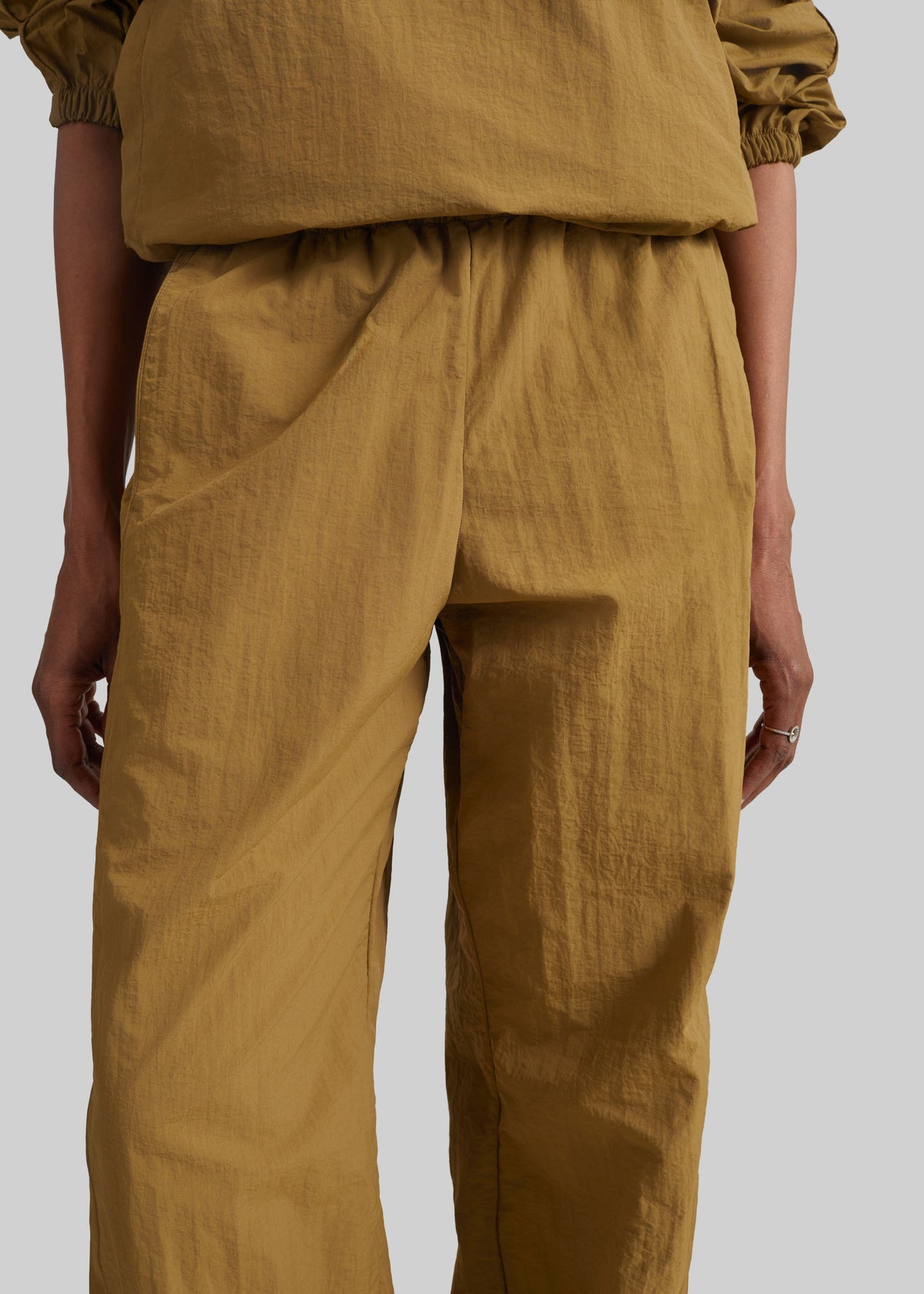 Sora Track Pants - Pale Olive