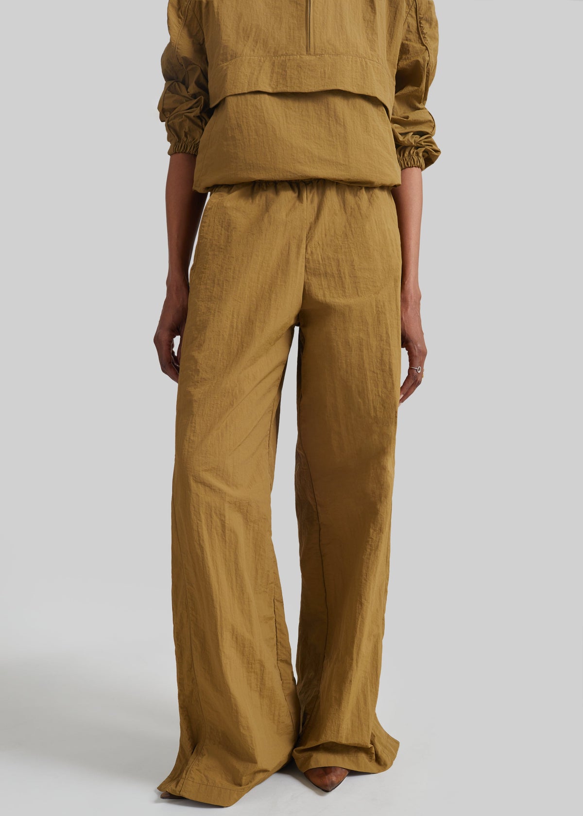 Sora Track Pants - Pale Olive