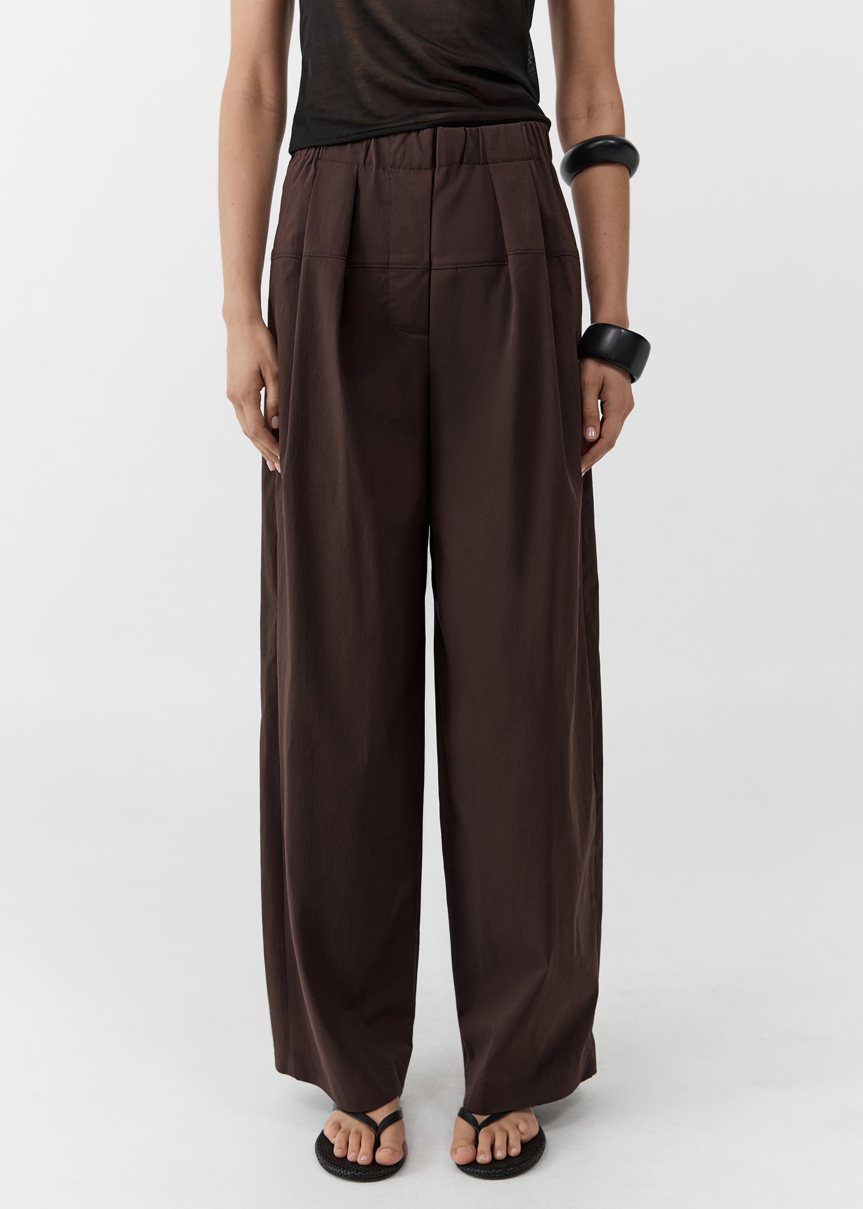 St. Agni Relaxed Pleat Pants - Bark – The Frankie Shop Europe