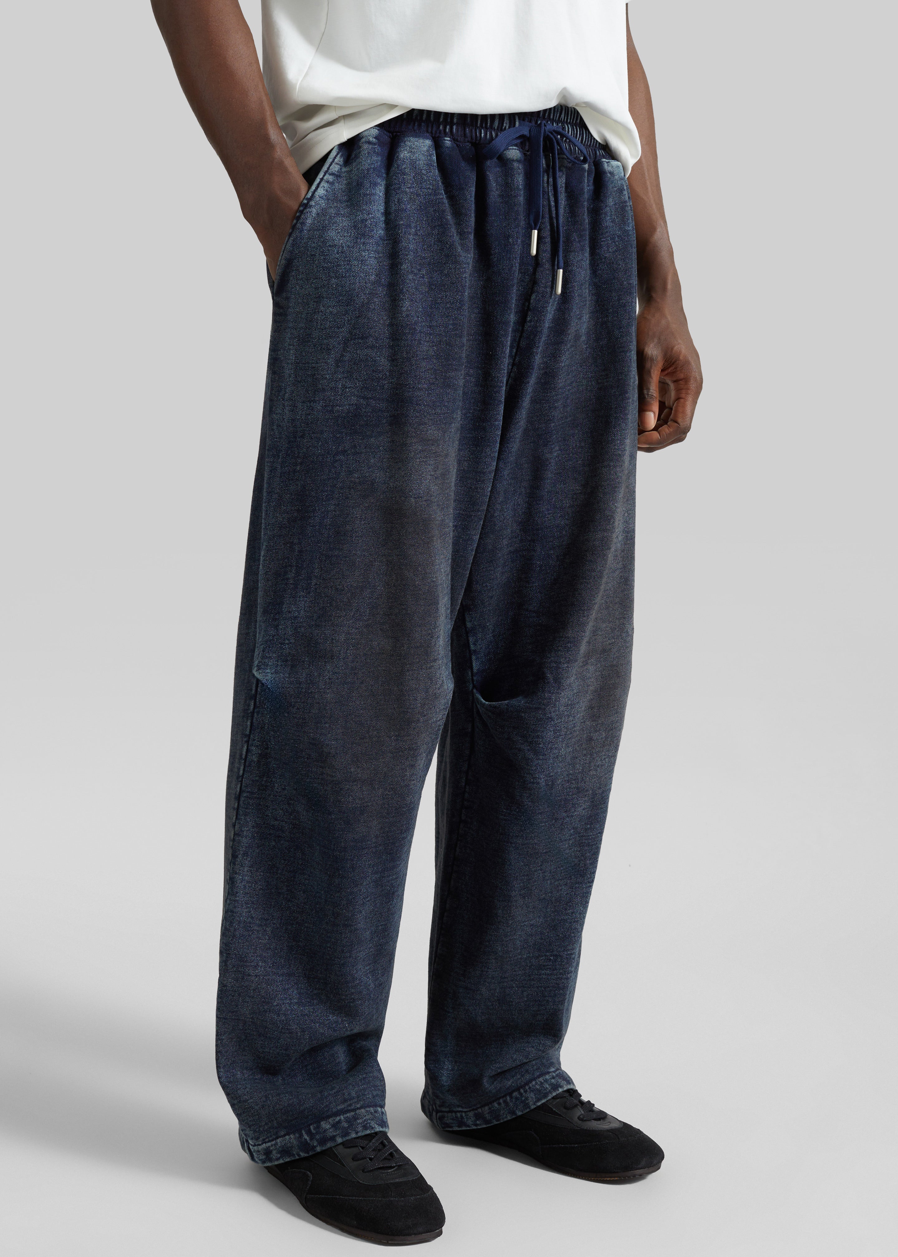 Stamford Joggers - Medium Wash - 1