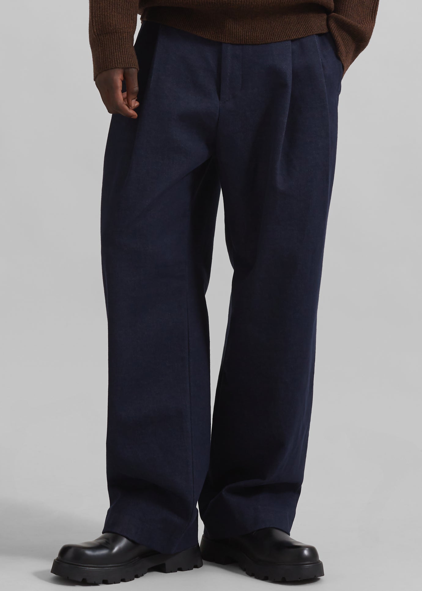 Stephen Pleated Denim Trousers - Navy