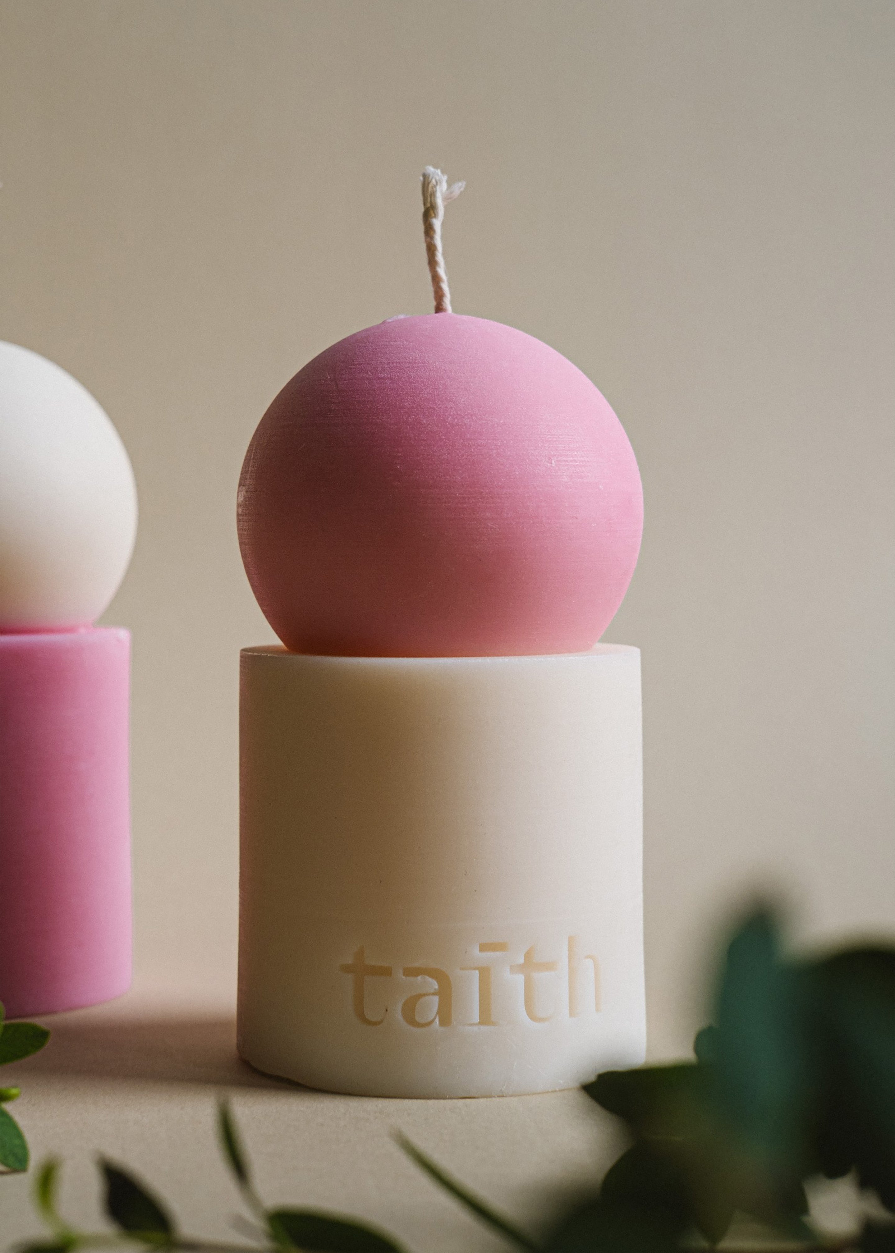 Taith Lulu Candle - Rose/Cream - 1