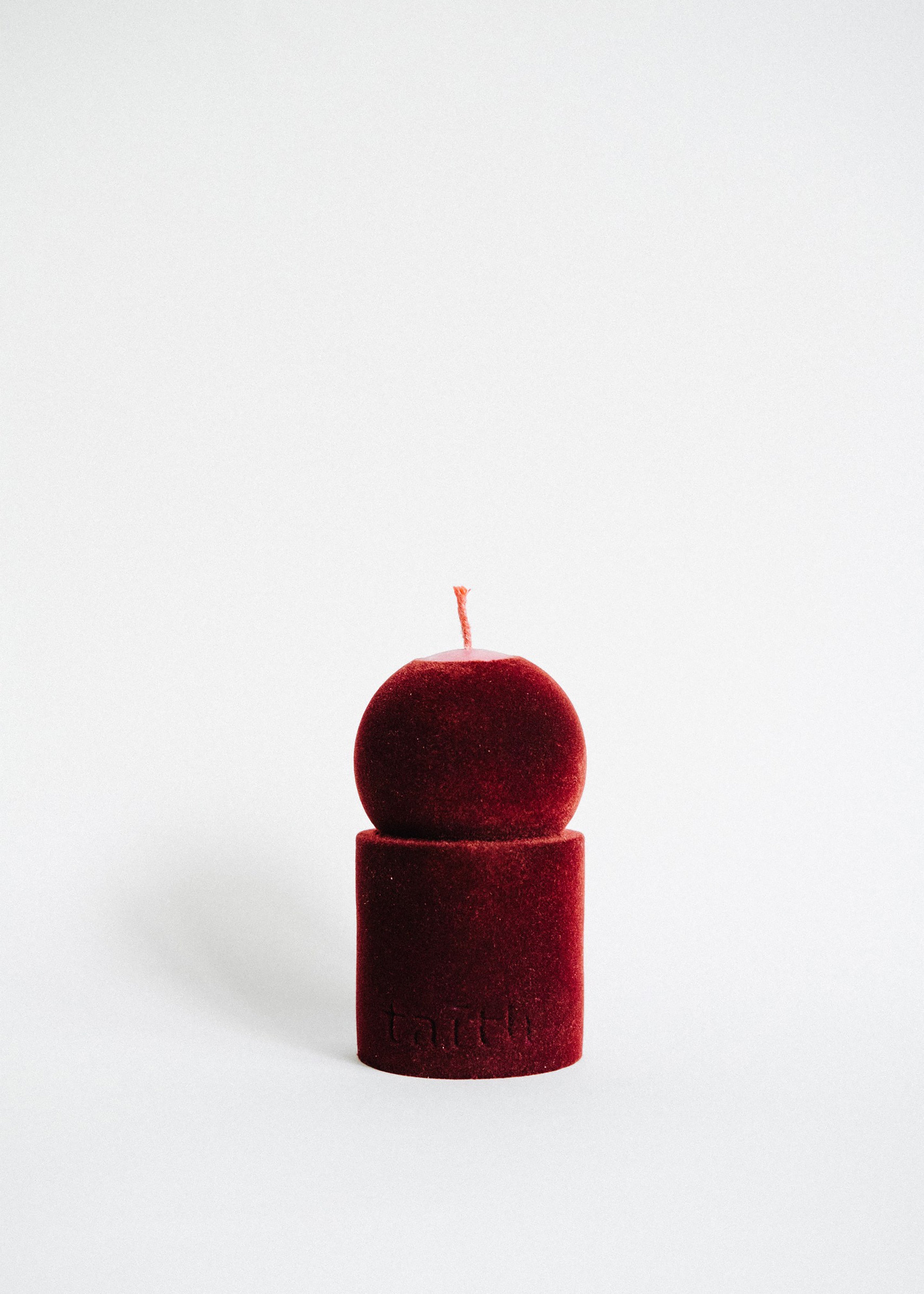 Taith Velvet Lulu Candle - Wine - 1