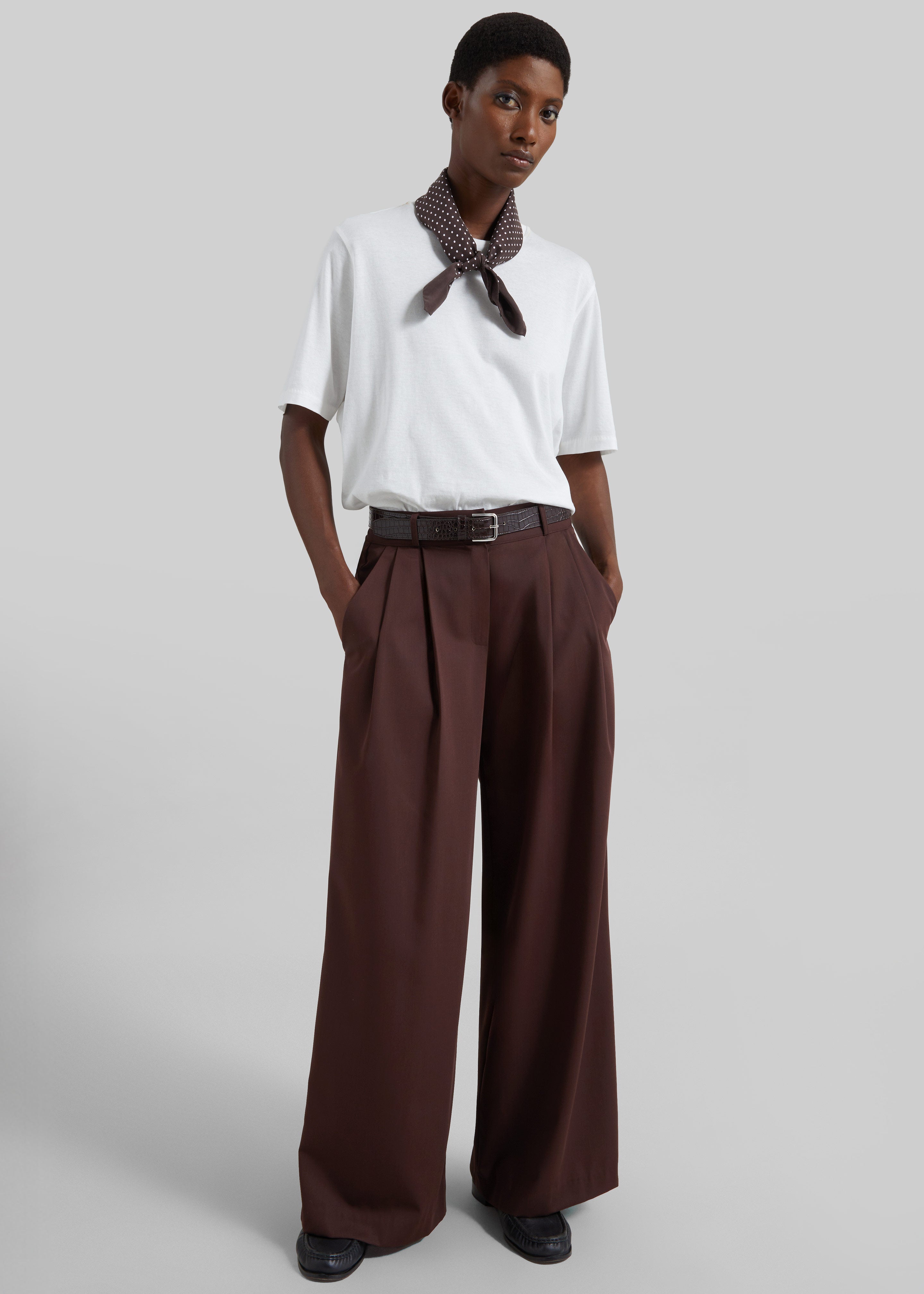 Taormina Pleated Trousers - Chocolate - 4