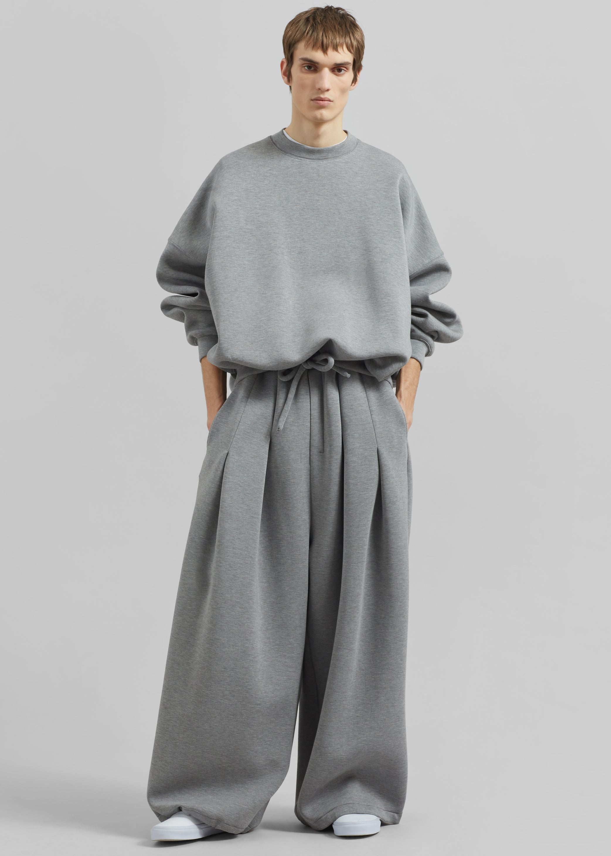 Shop the look image for Tate Sweatshirt - Grey