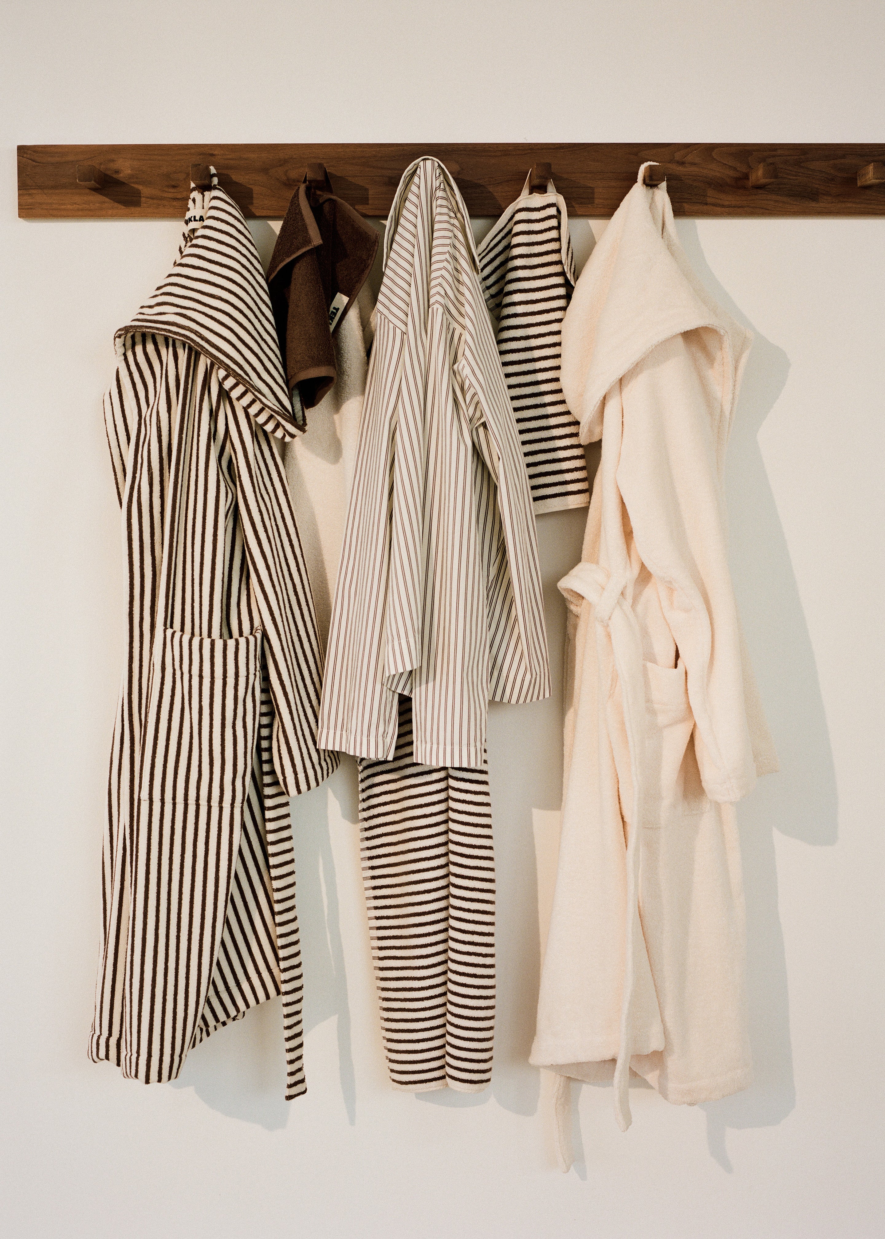 Tekla Hooded Bathrobe - Kodiak Stripes - 5