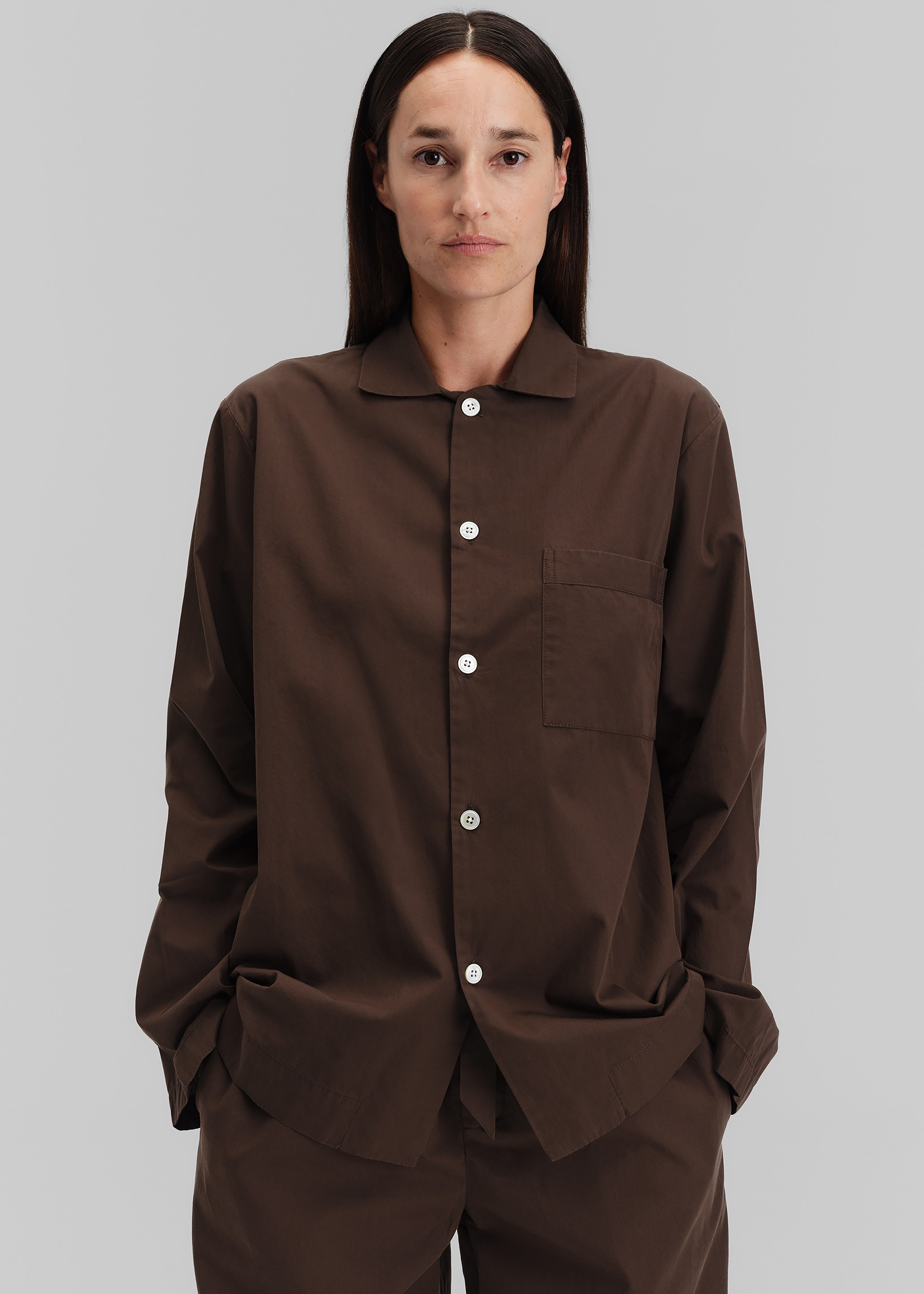 Tekla Poplin Pyjama Shirt - Coffee - 3