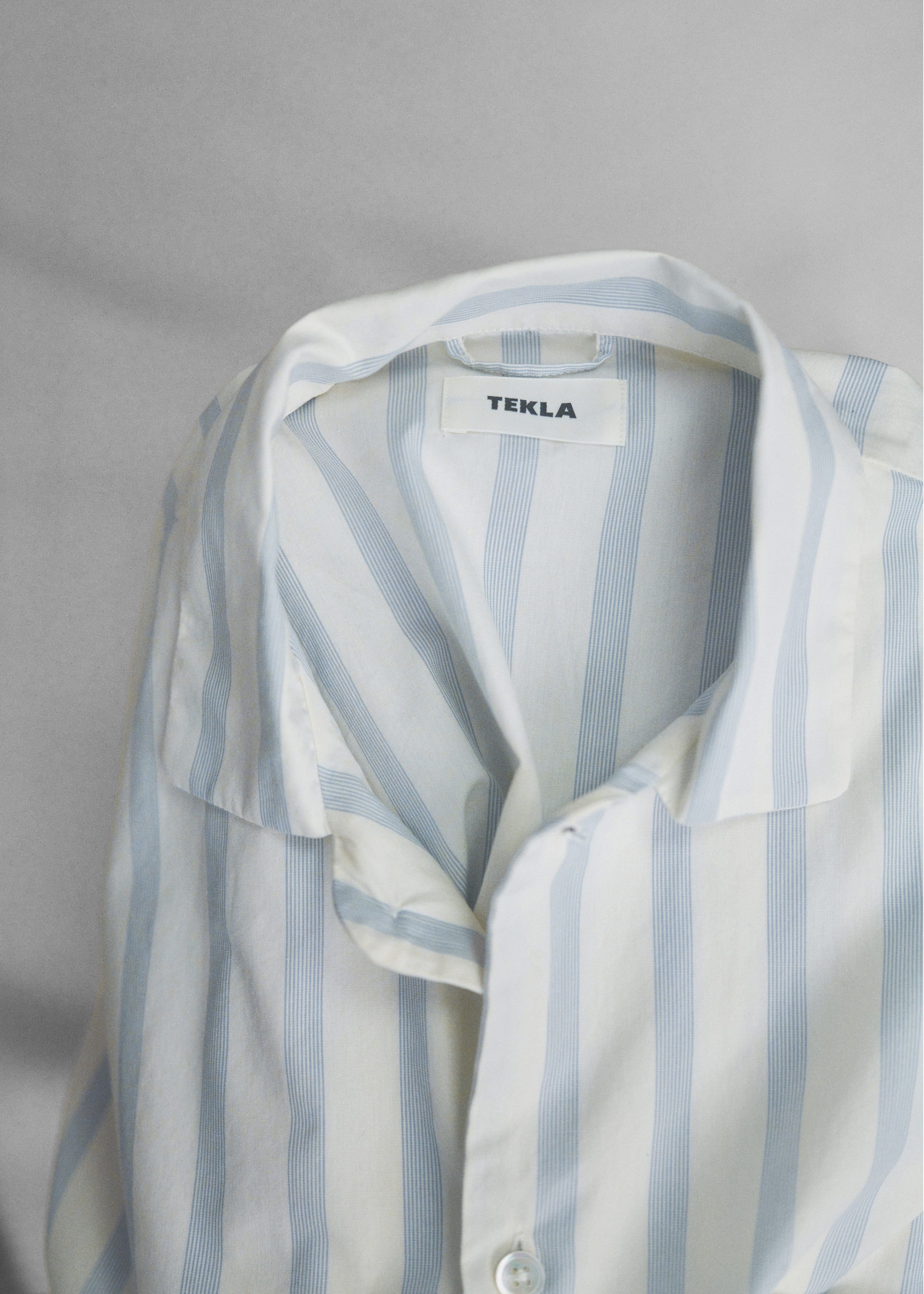 Tekla Poplin Pyjama Shirt - Needle Stripes - 1