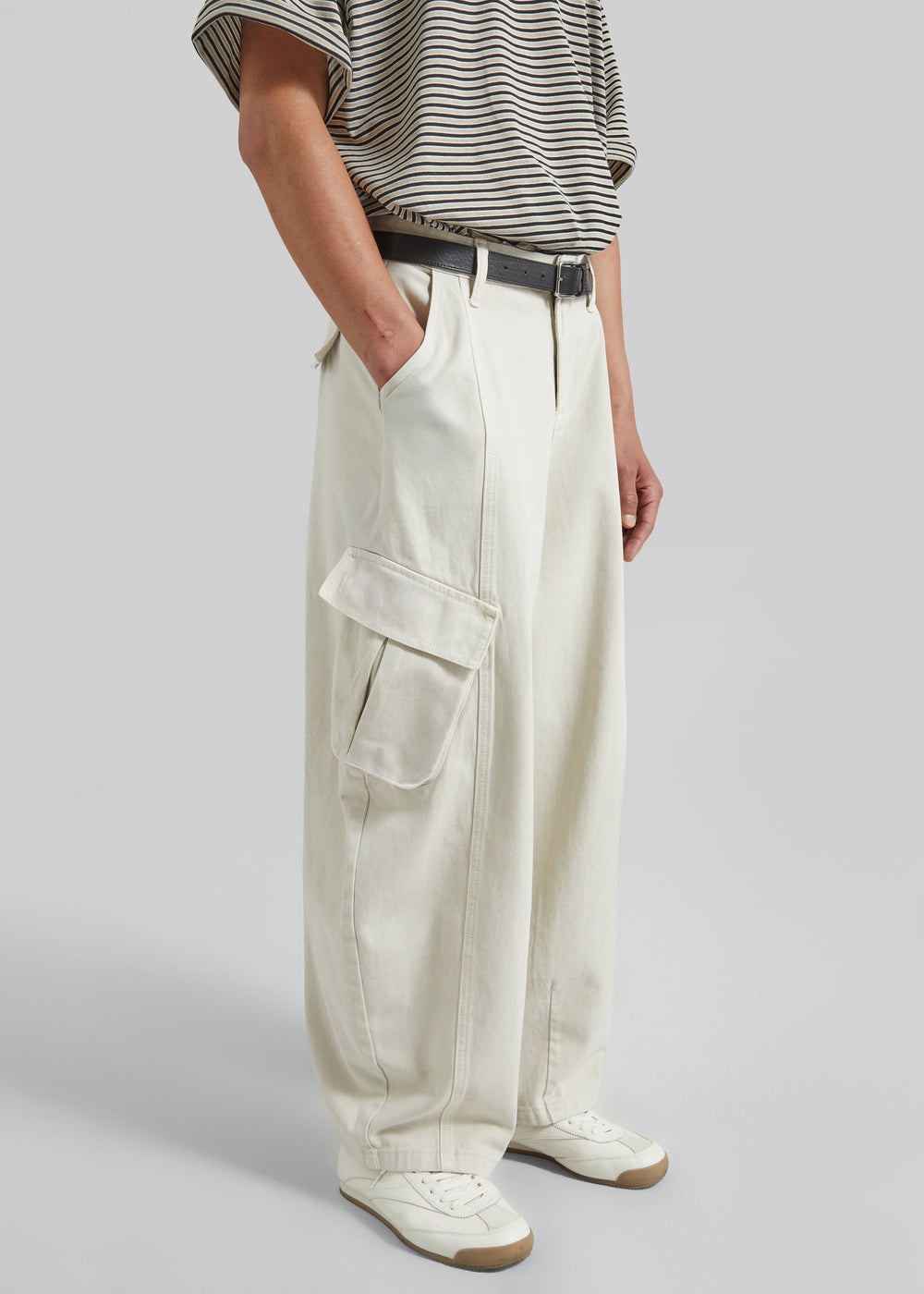Terence Curved Cargo Pants - Light Beige - 1