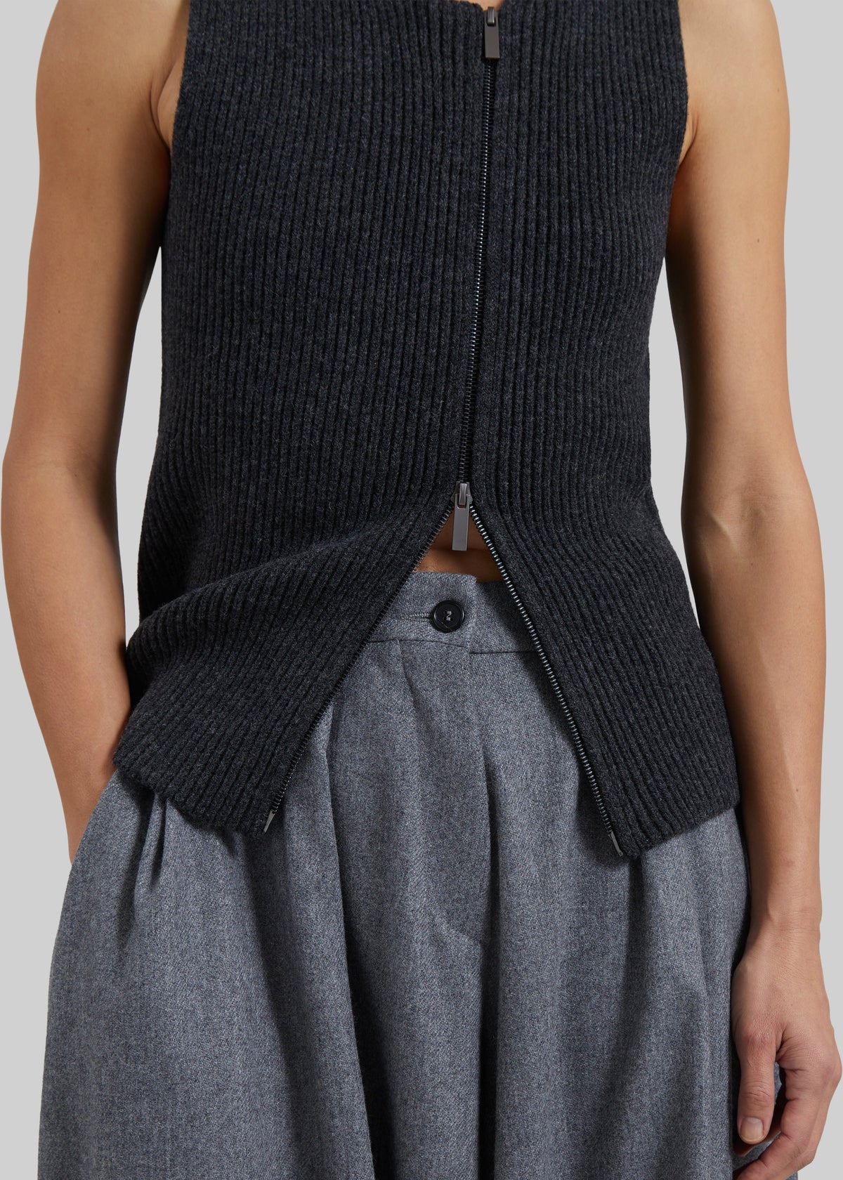 TheLatest E-Dilan Pants - Light Grey