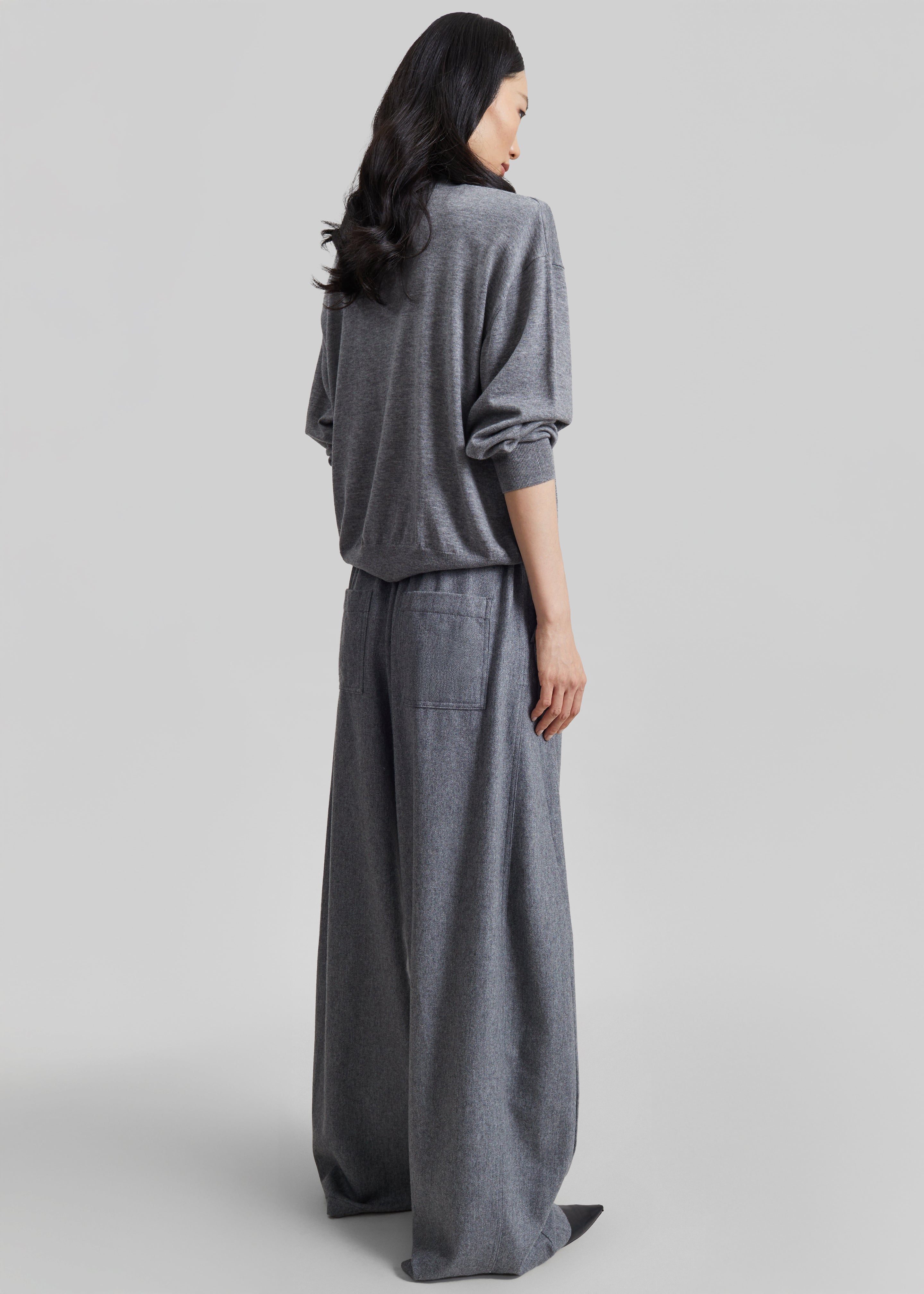 TheLatest Dora Flannel Wool Trousers - Light Grey - 6