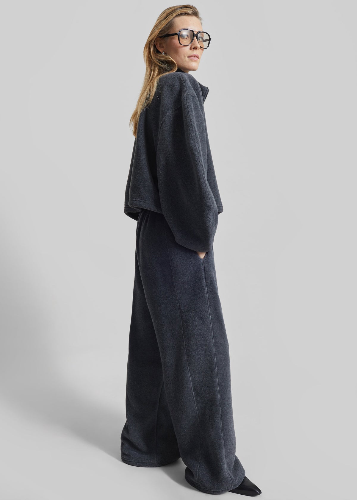 Treveray Fleece Sweatpants - Dark Grey - 3