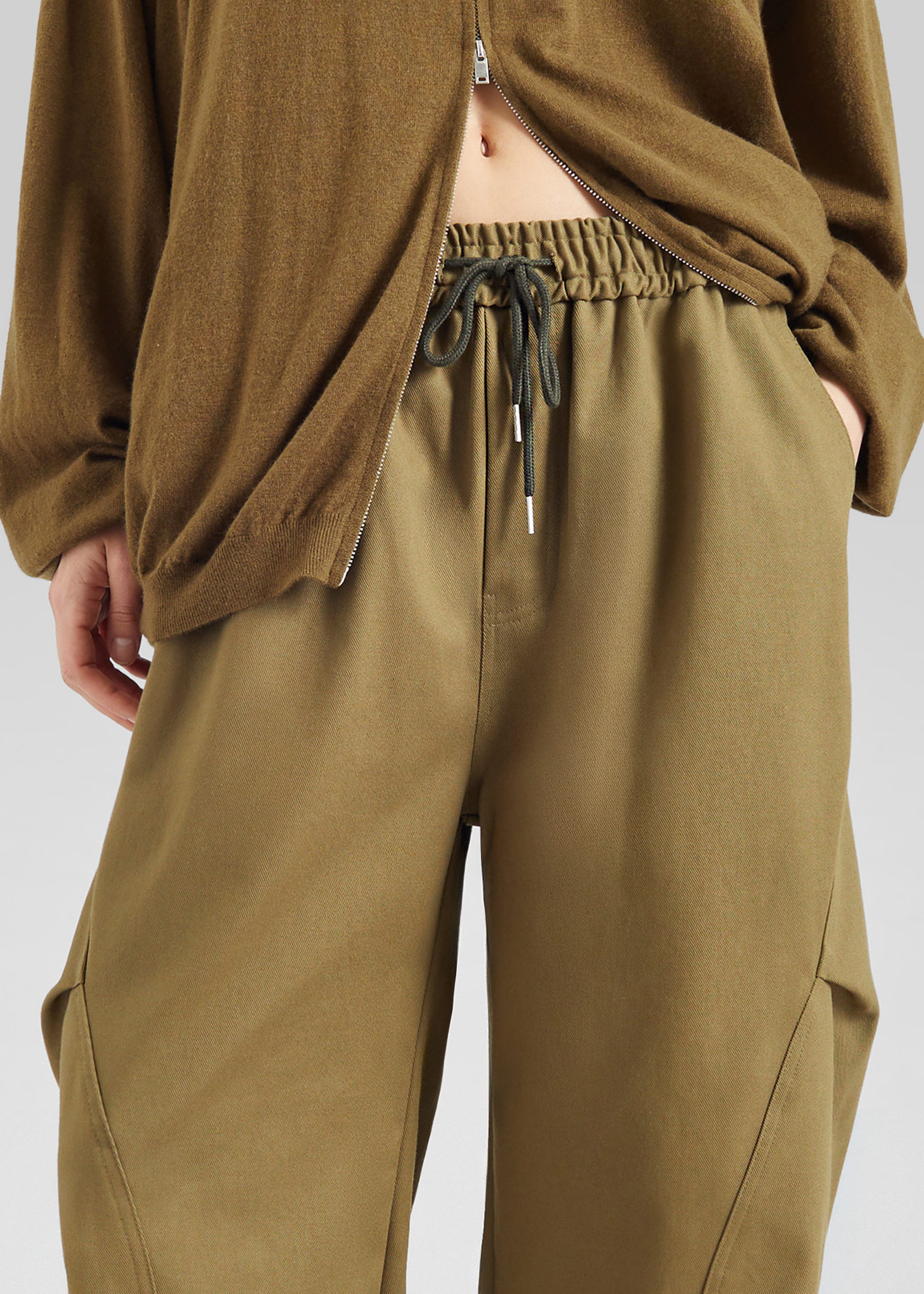 Tulsa Curved Pants - Dark Olive – The Frankie Shop Europe