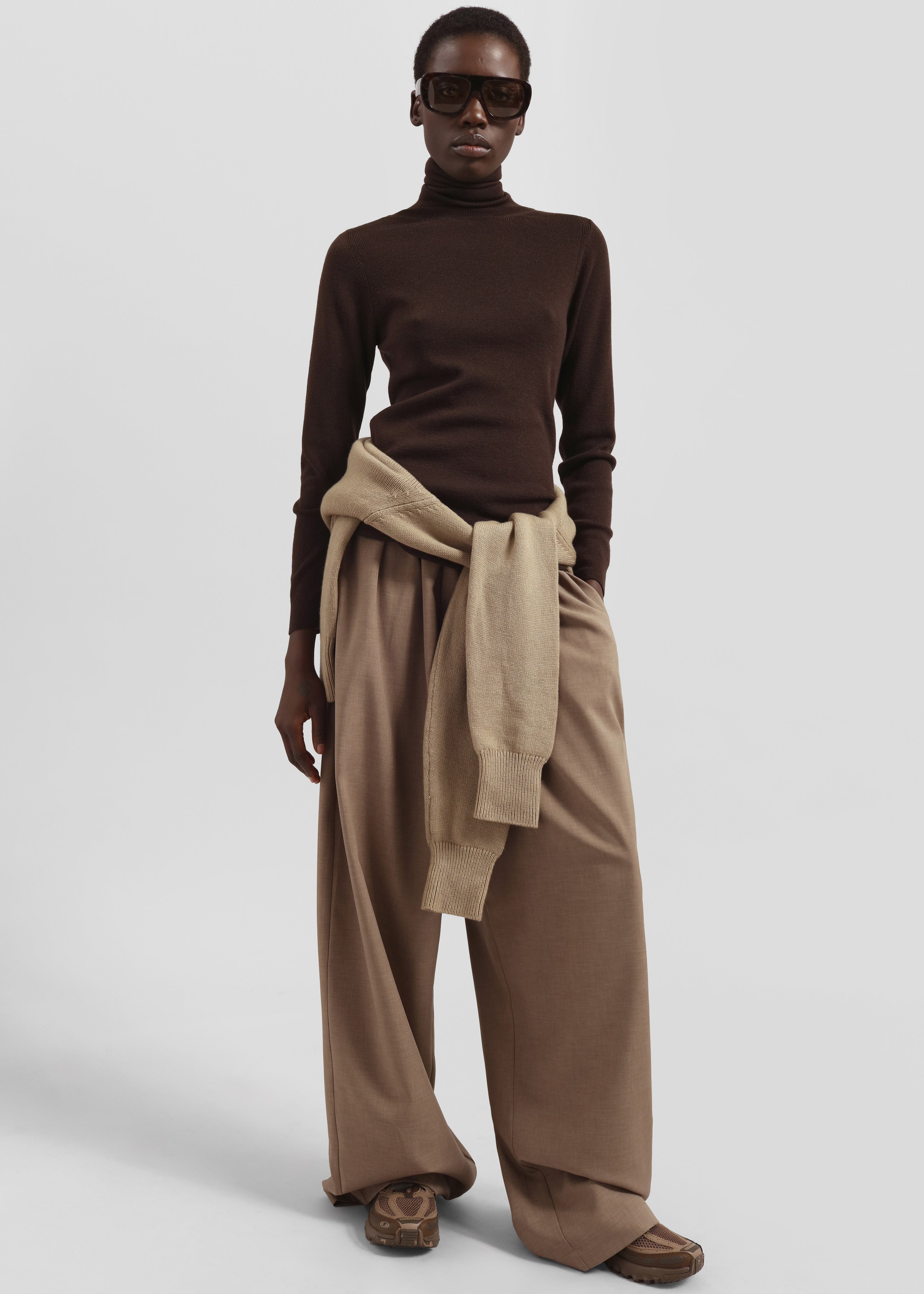 Utica Thin Turtleneck Sweater - Brown - 5