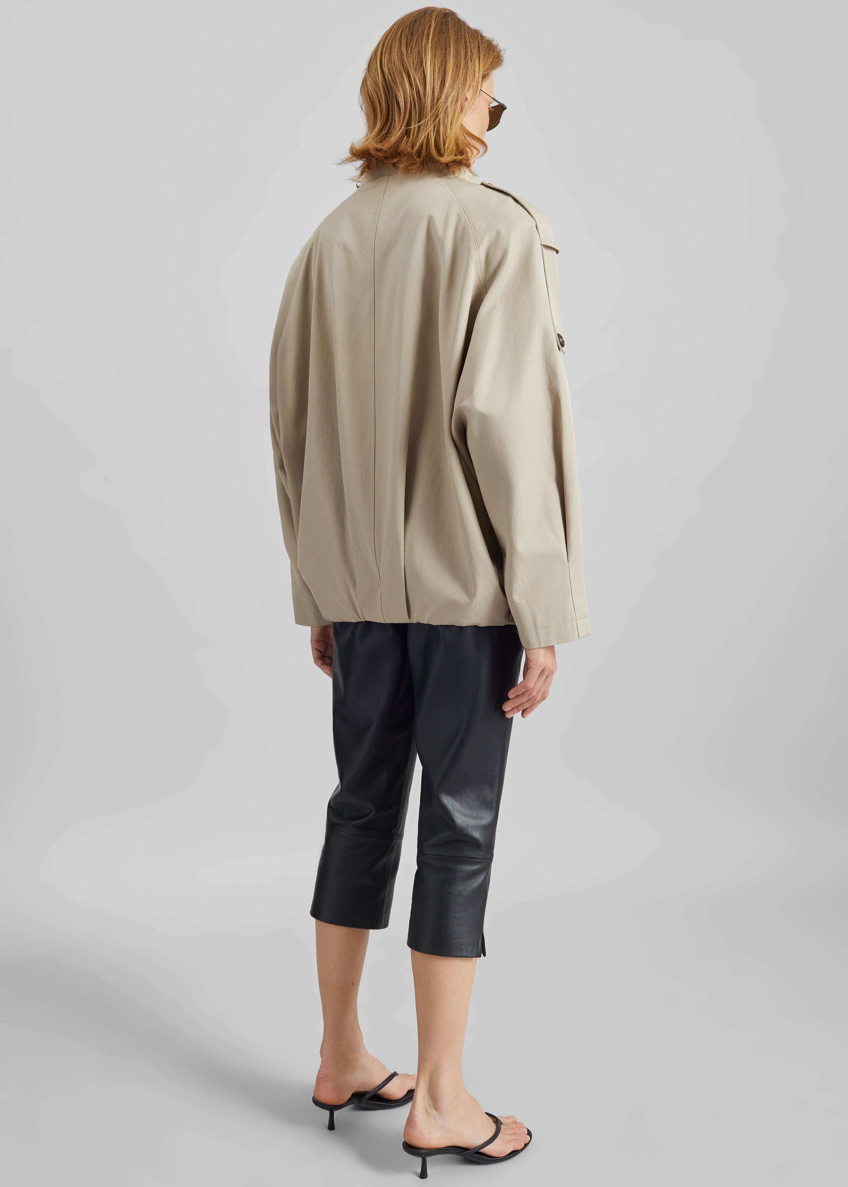 Vallby Belted Short Trench - Beige – The Frankie Shop Europe