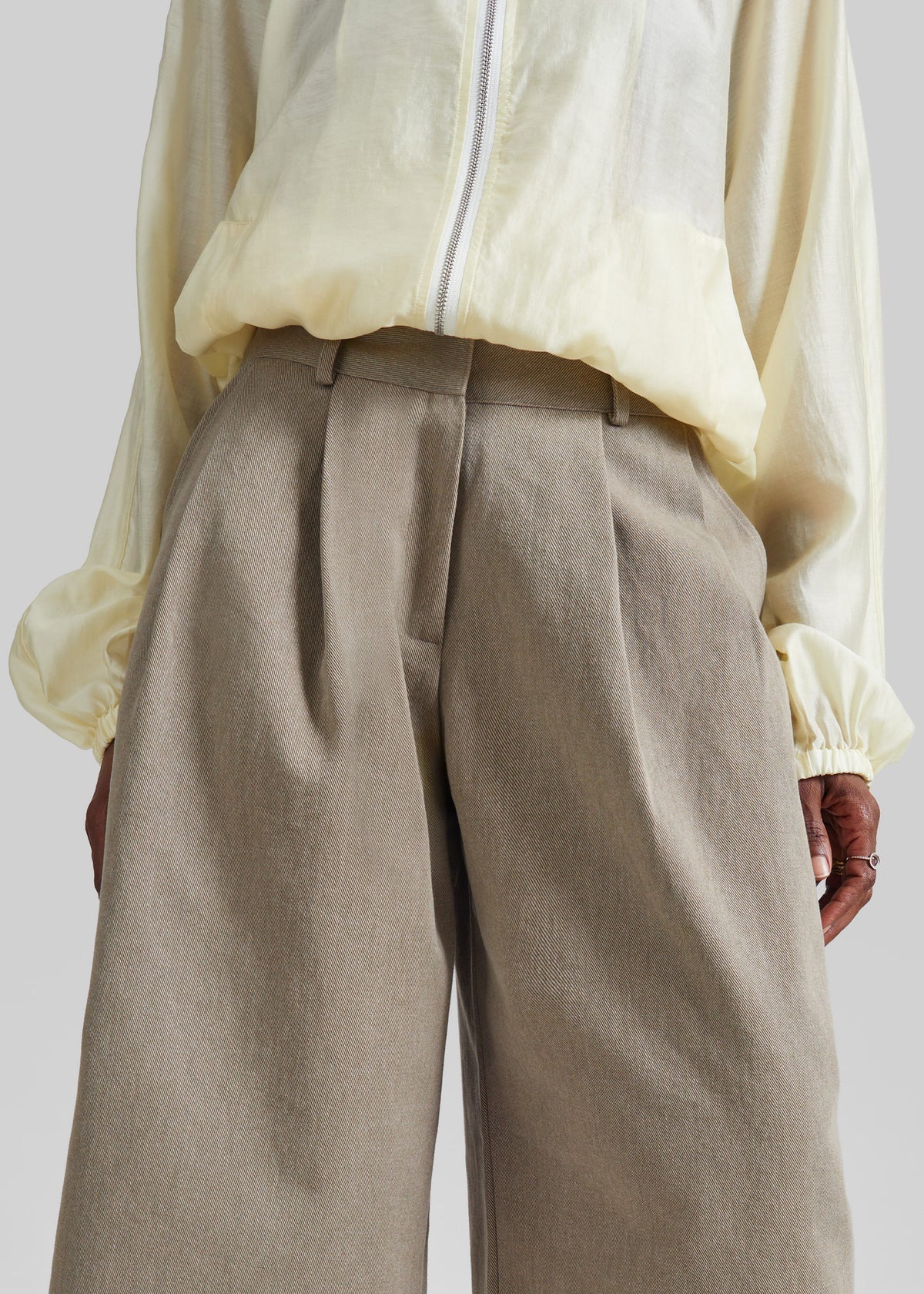 Varesse Twill Bermuda Shorts - Taupe